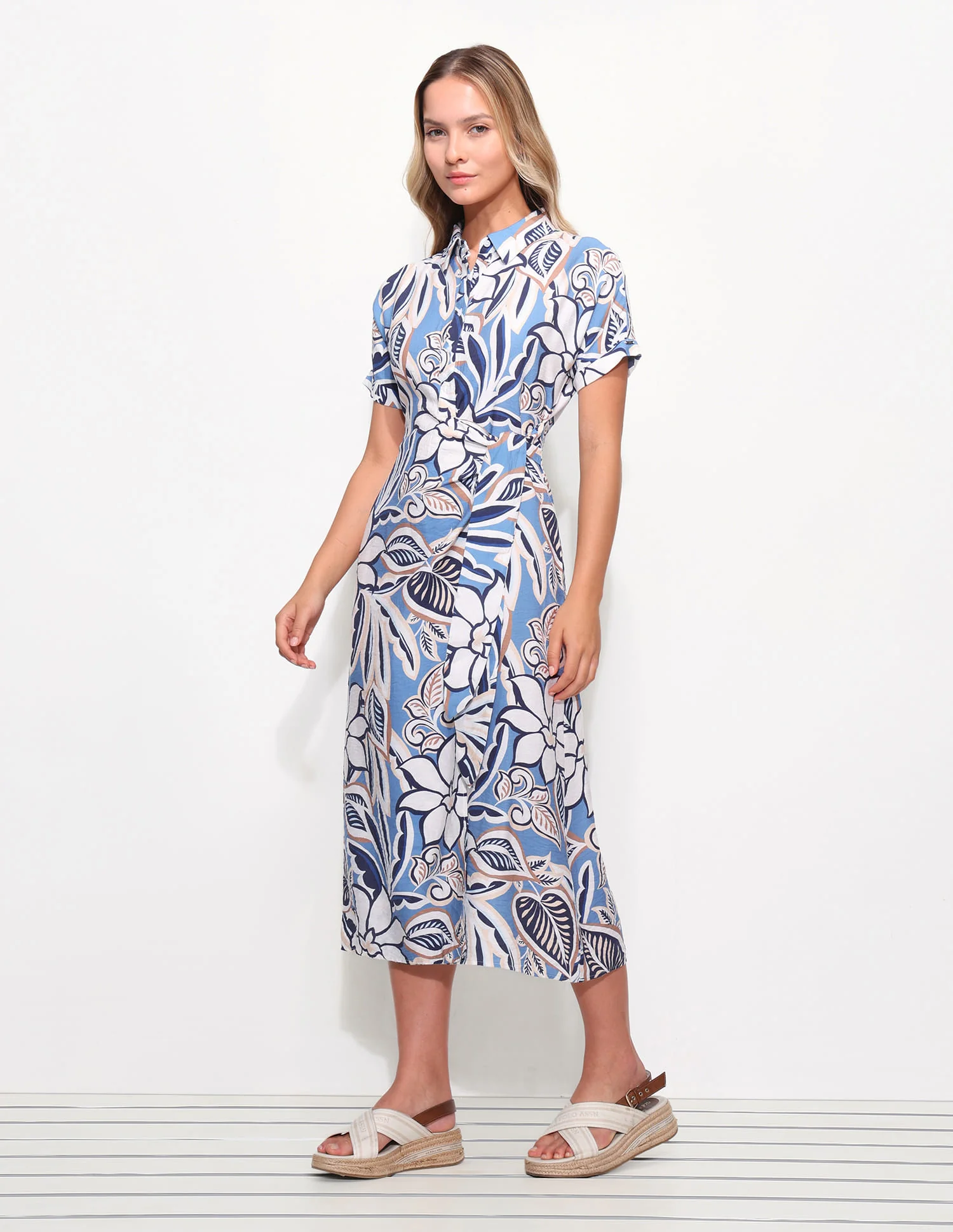 Floral Shirt Dress With Knot Detail - Image 4