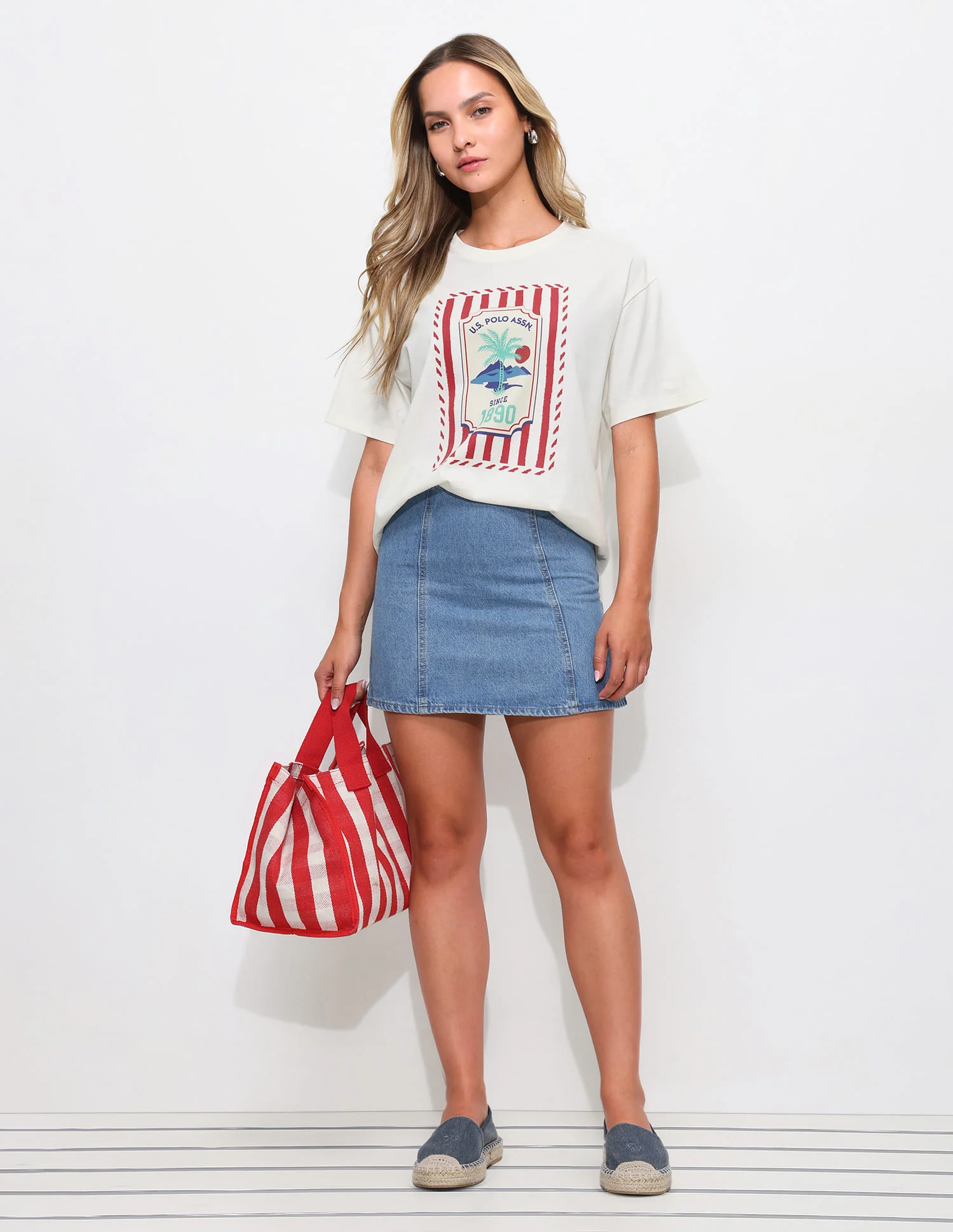Graphic Printed Oversized T-shirt - Image 3
