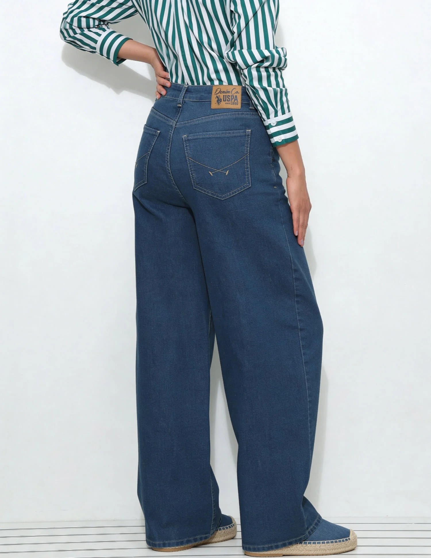 High Rise Baggy Fit Jeans - Image 5