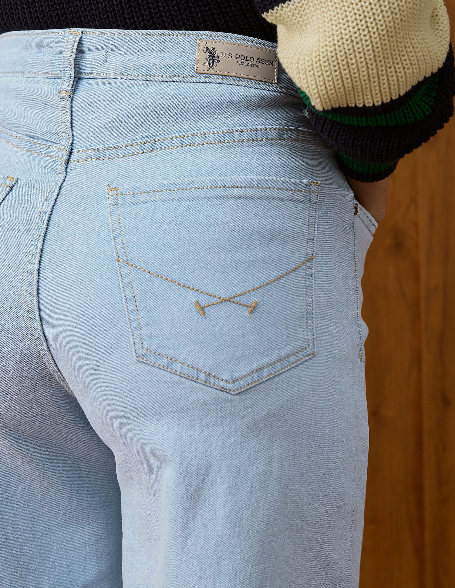 High Rise Baggy Fit Jeans - Image 8