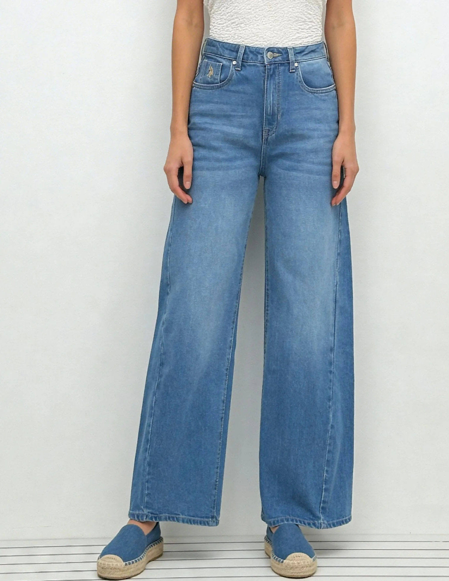 High Rise Baggy Fit Jeans - Image 3