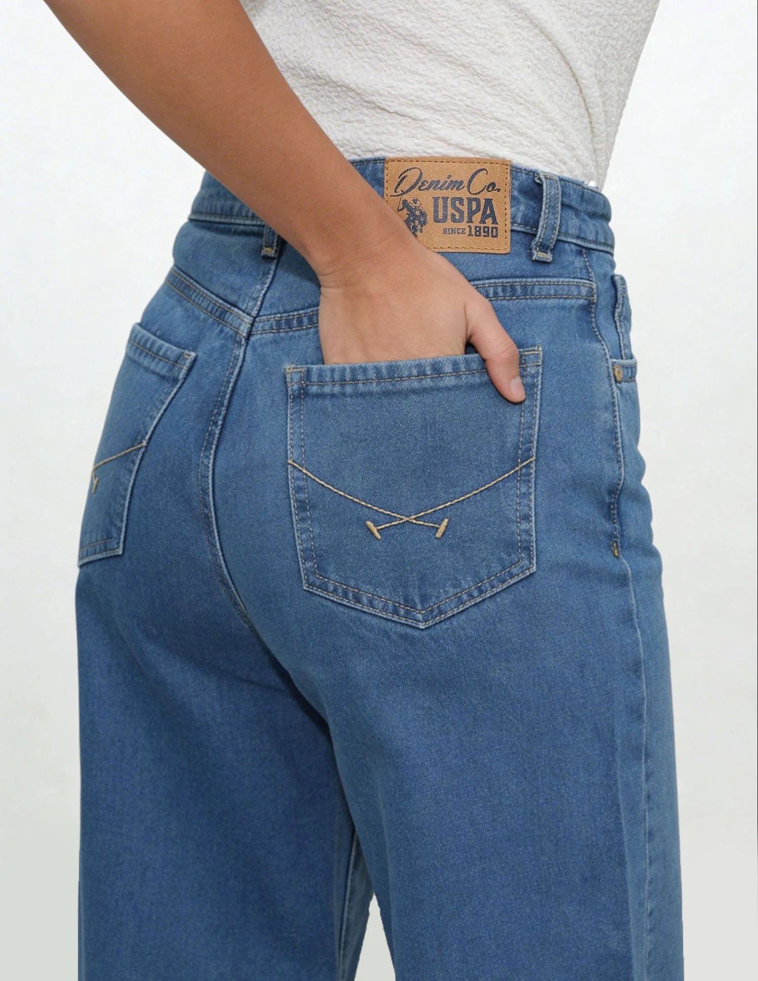 High Rise Baggy Fit Jeans - Image 7