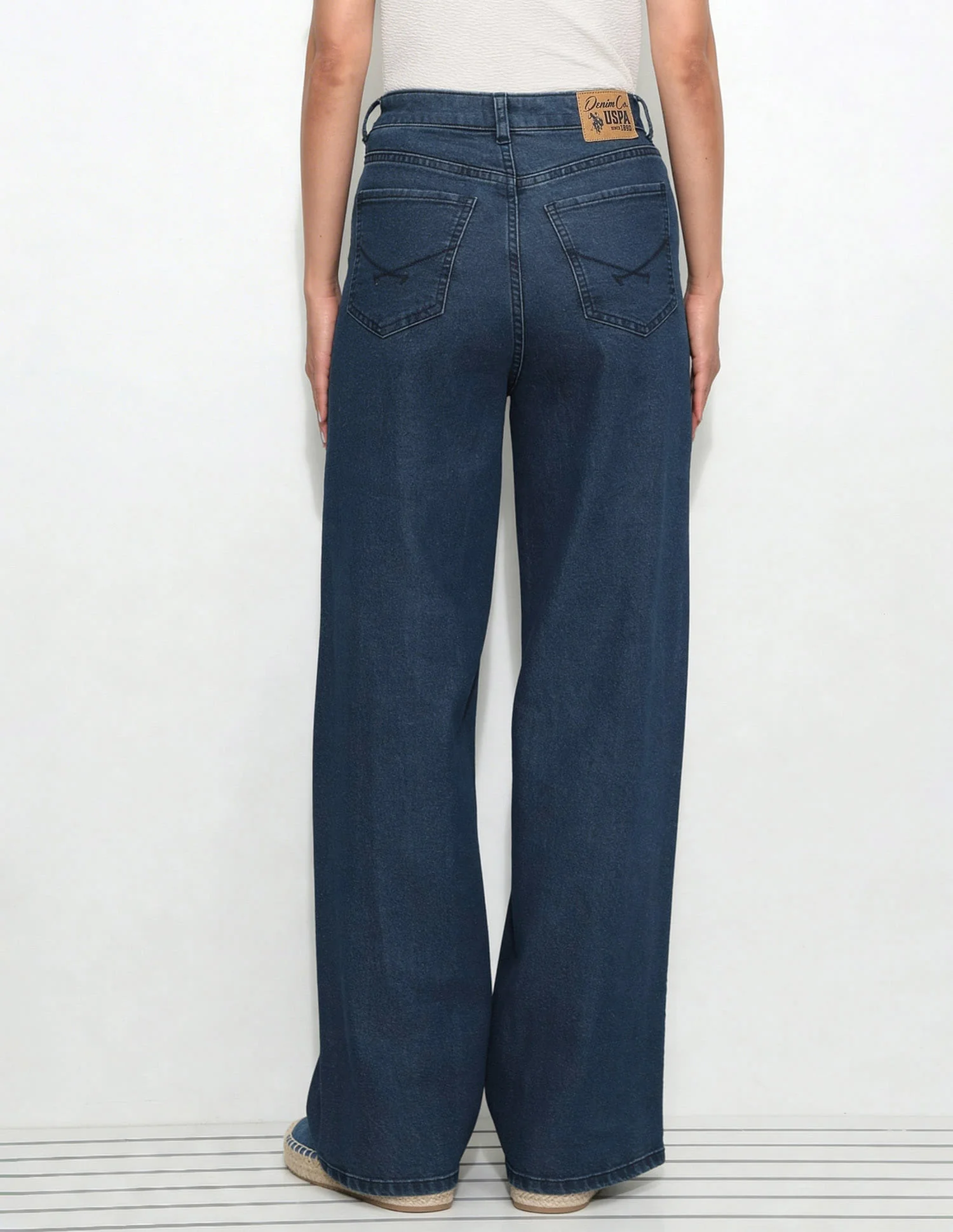 High Rise Baggy Fit Jeans - Image 5