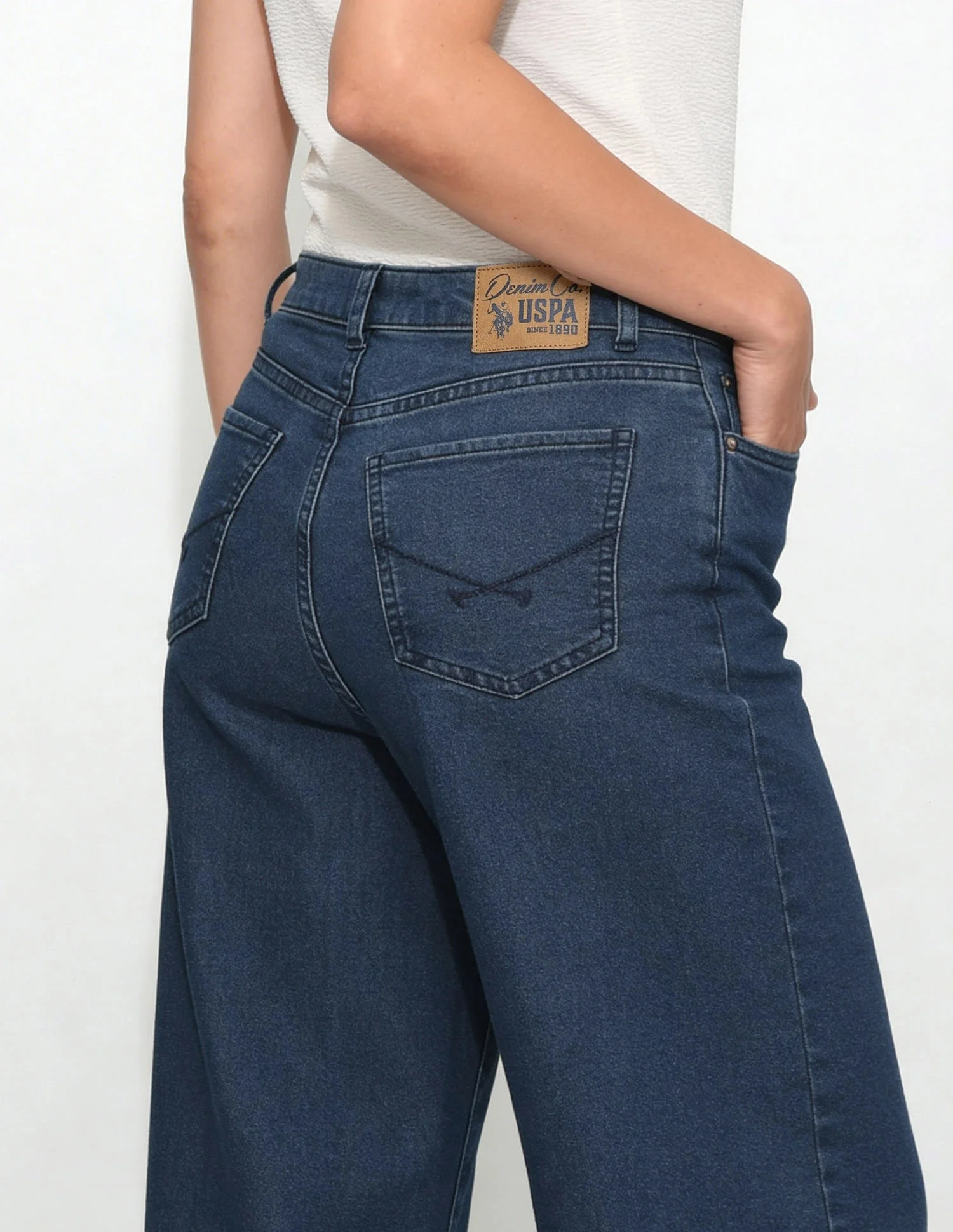High Rise Baggy Fit Jeans - Image 7