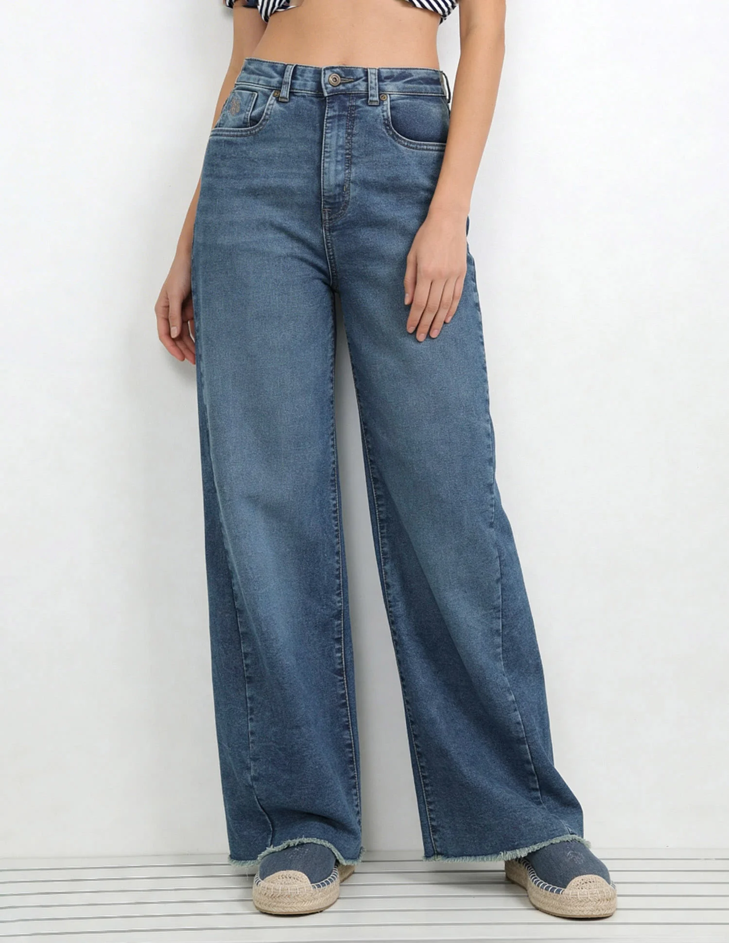 High Rise Baggy Fit Jeans - Image 3