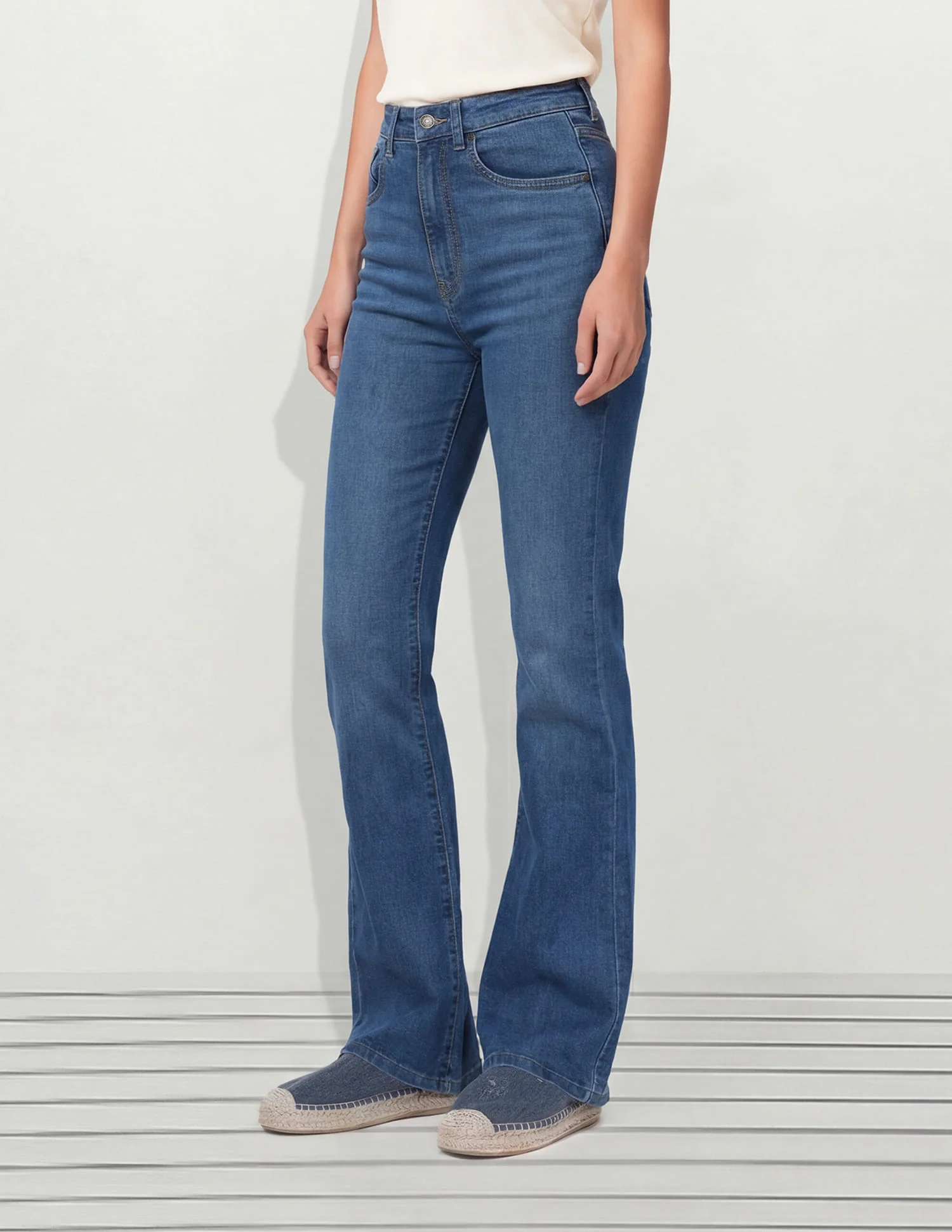 High Rise Bootcut Jeans - Image 3