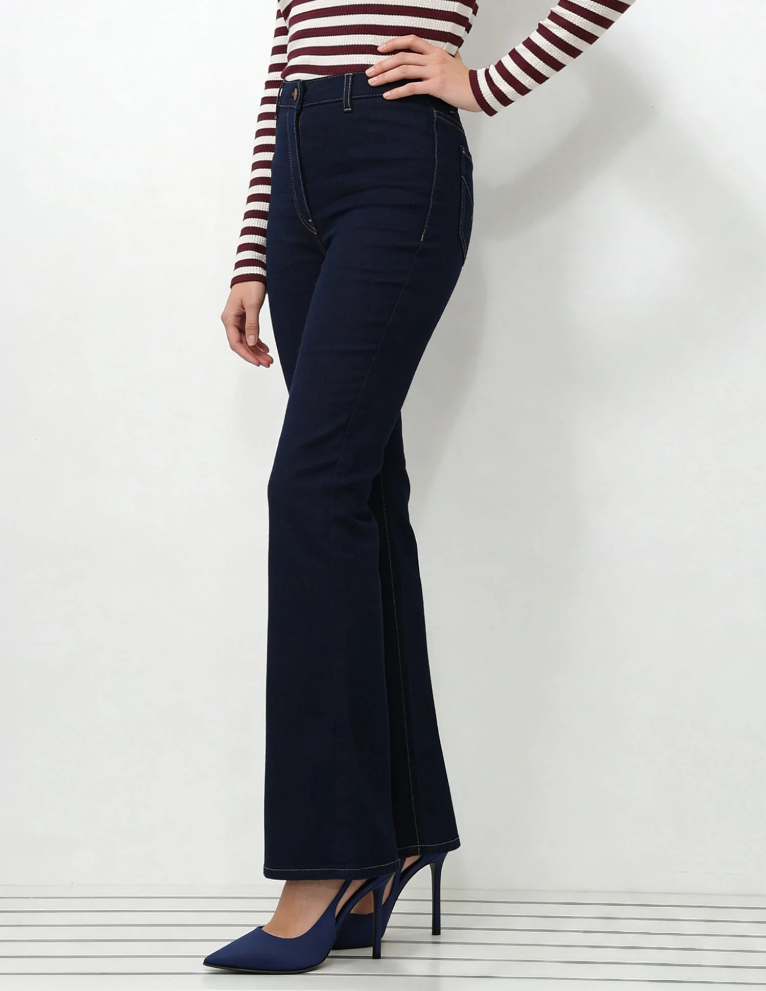 High Rise Bootcut Jeans - Image 4