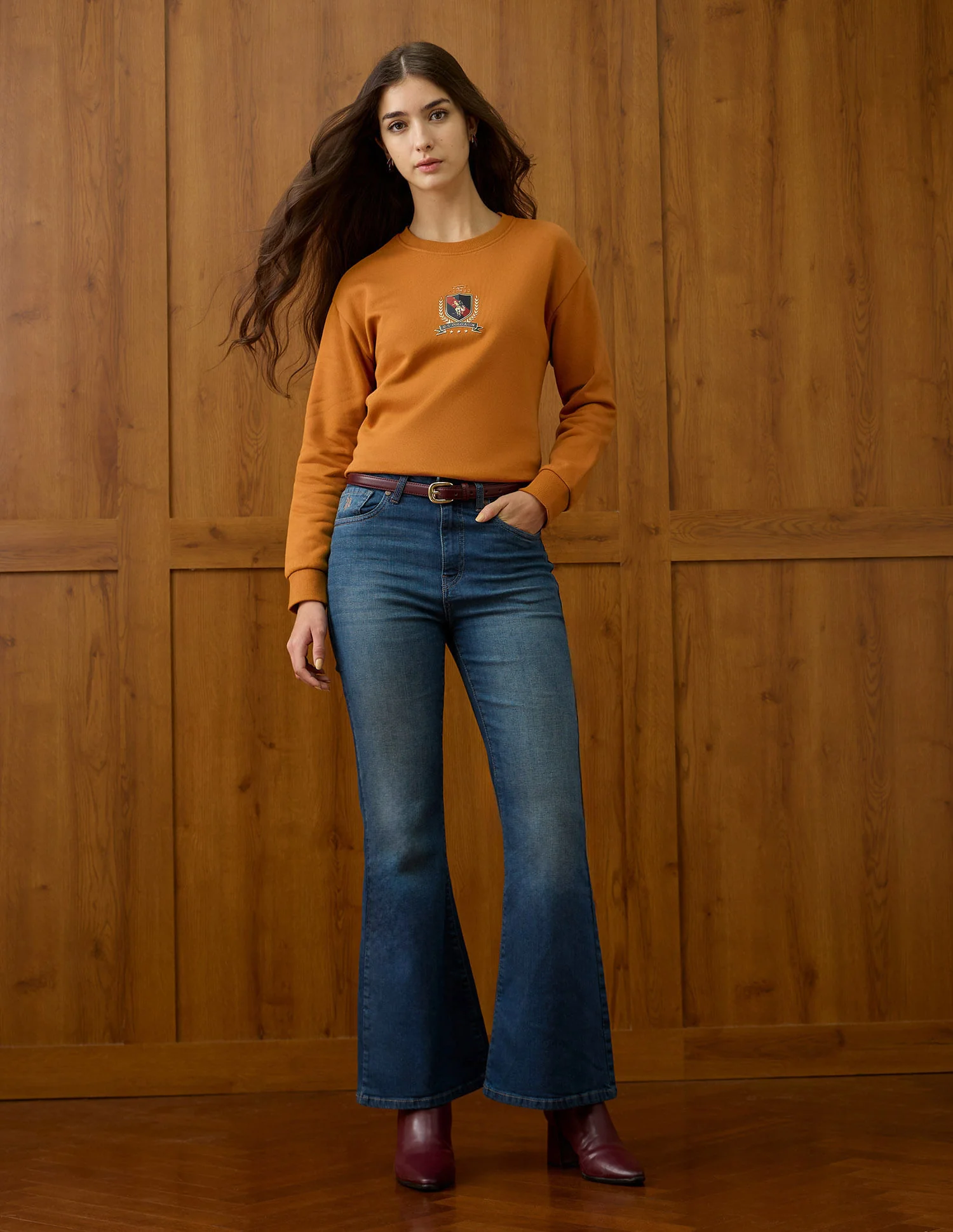 High Rise Extreme Flare Fit Jeans - Image 3