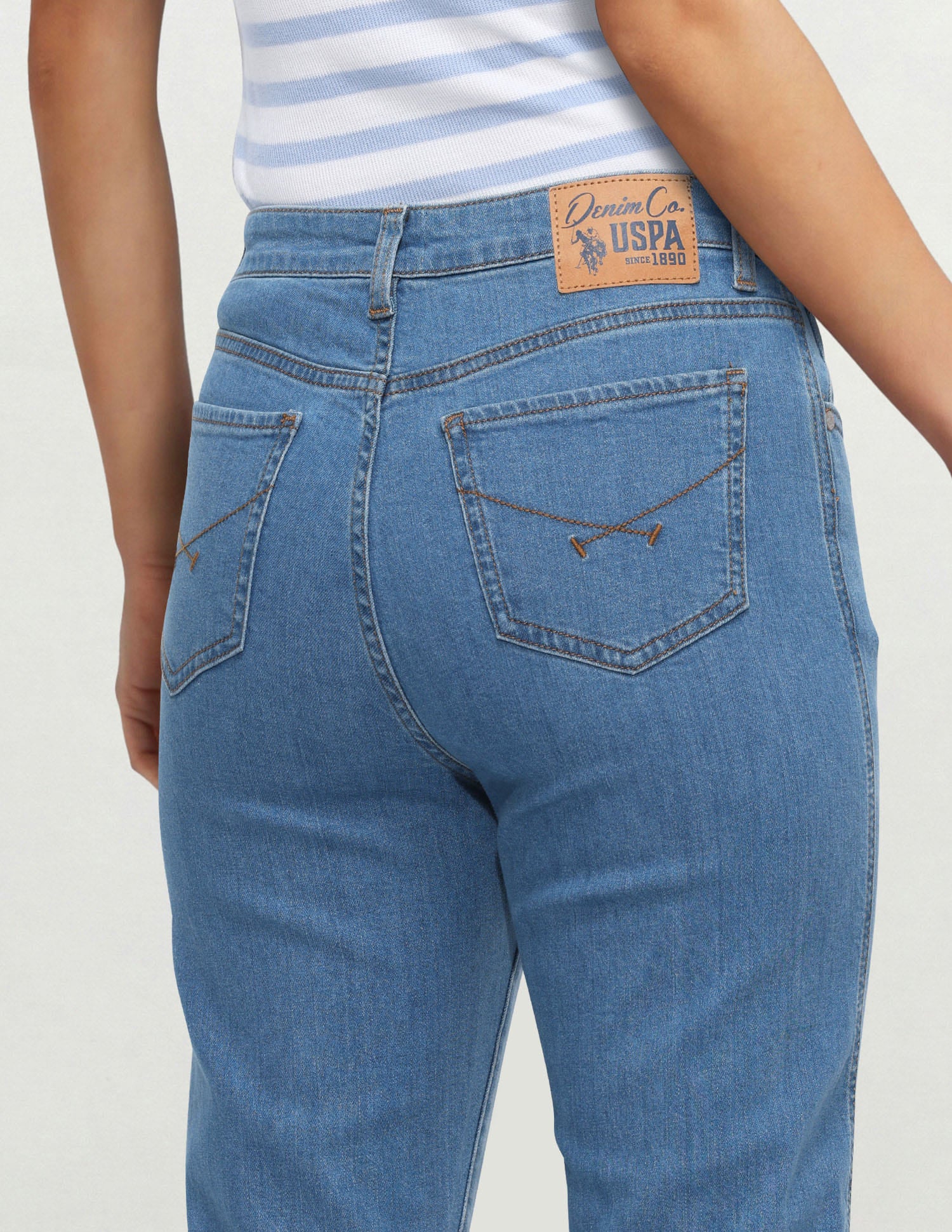 High Rise Extreme Flared Fit Jeans - Image 7