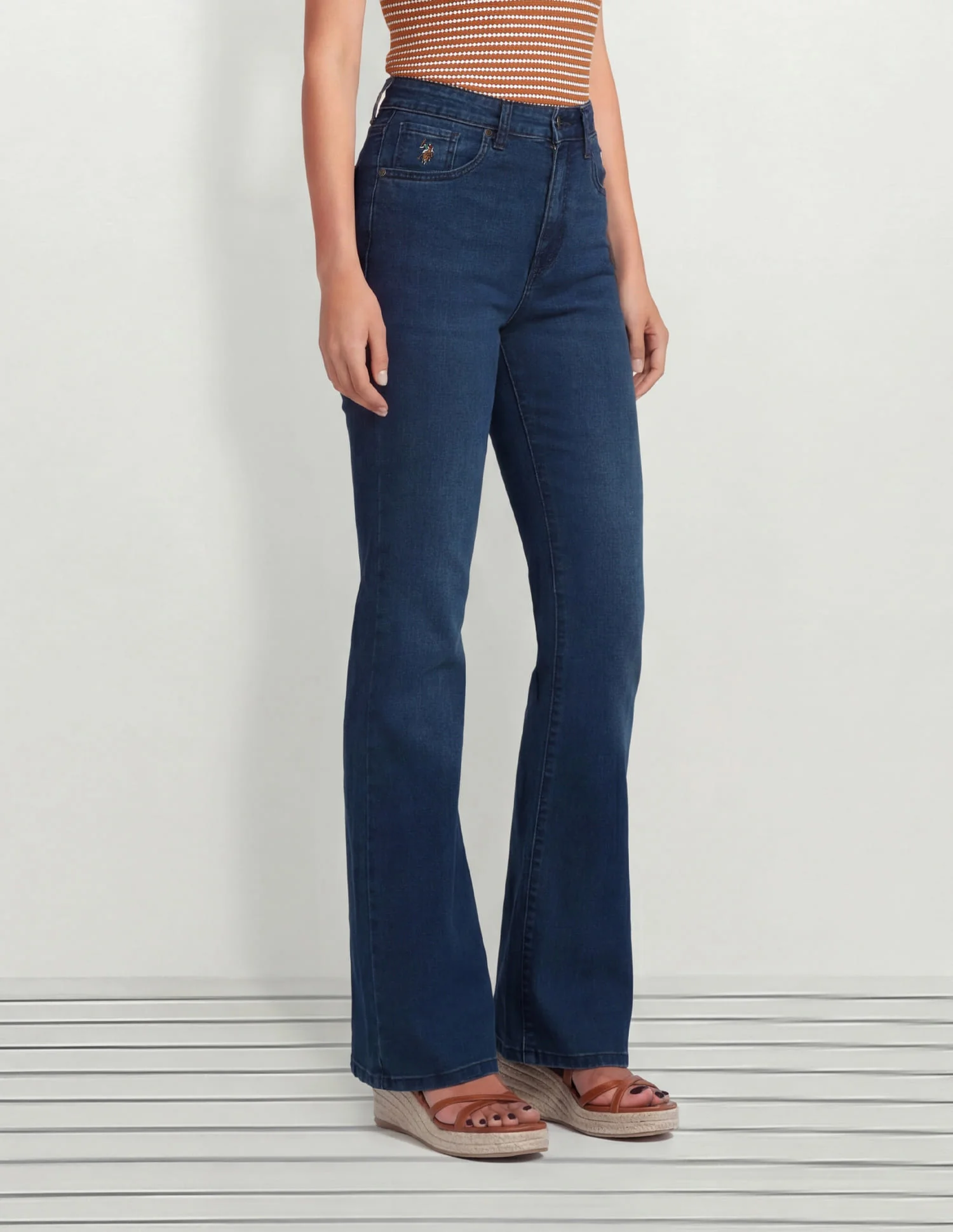 High Rise Flared Fit Jeans - Image 3