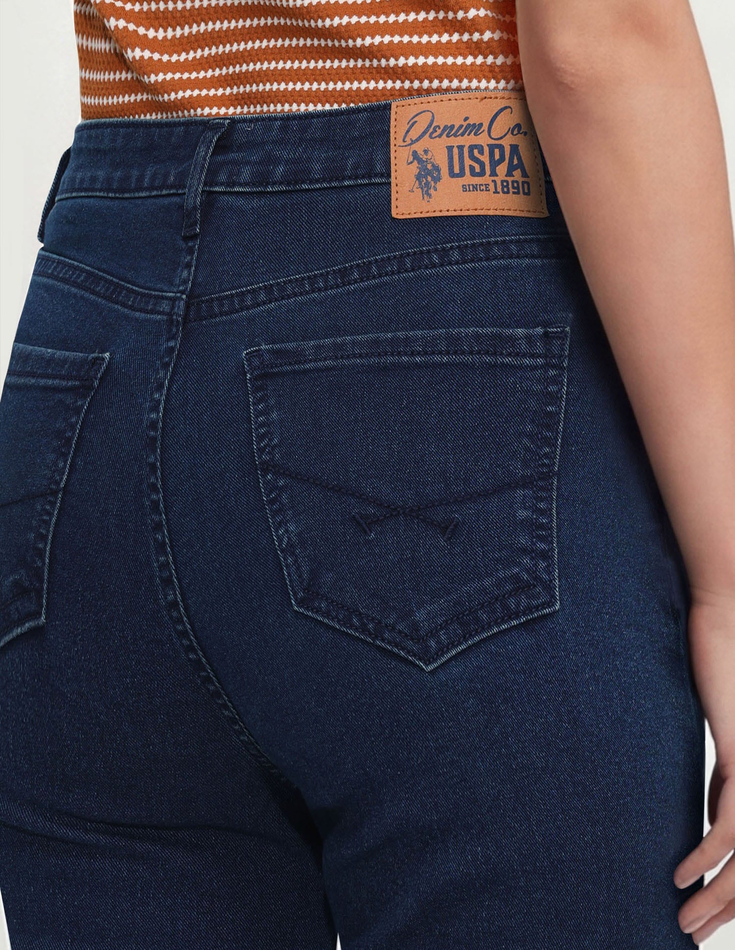 High Rise Flared Fit Jeans - Image 7