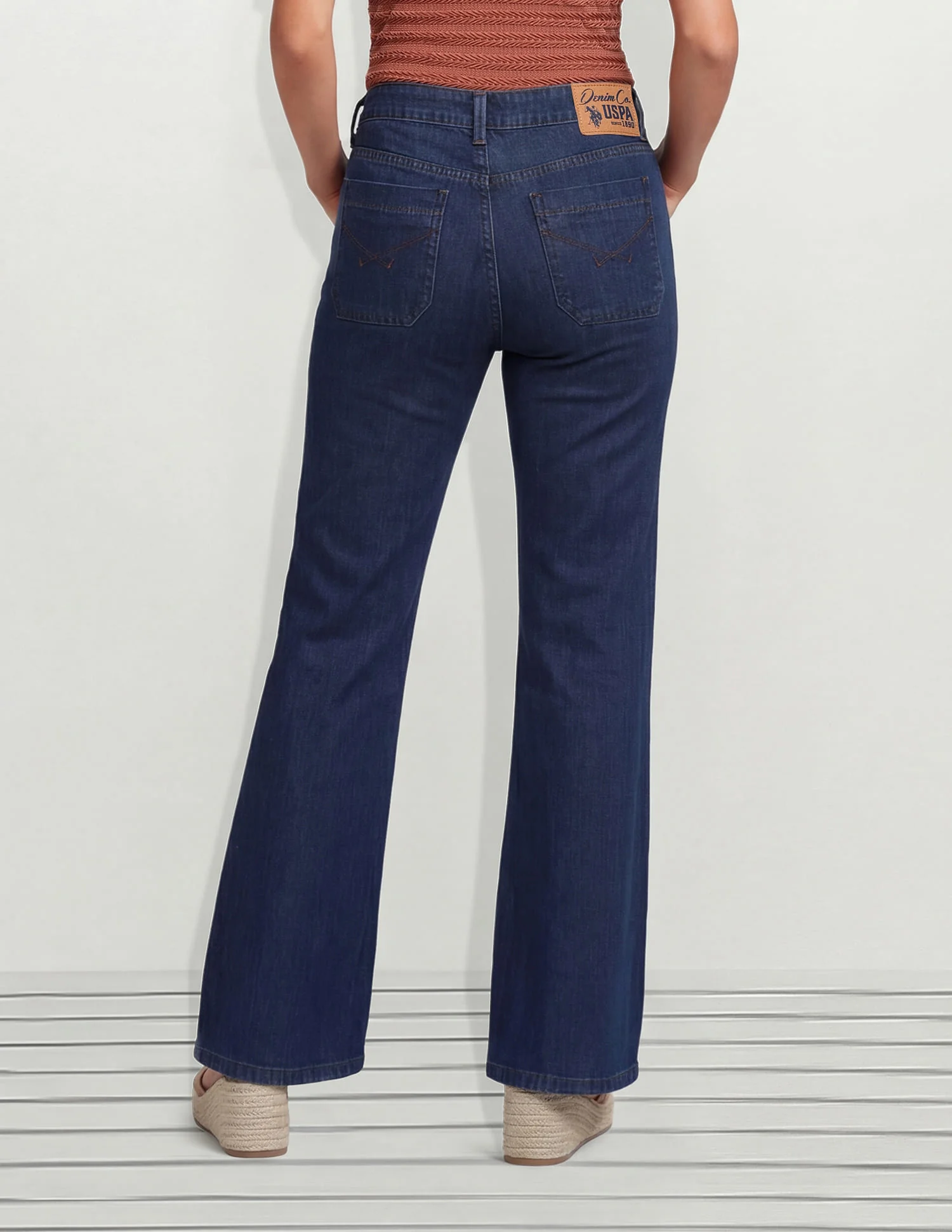 High Rise Flared Fit Jeans - Image 4