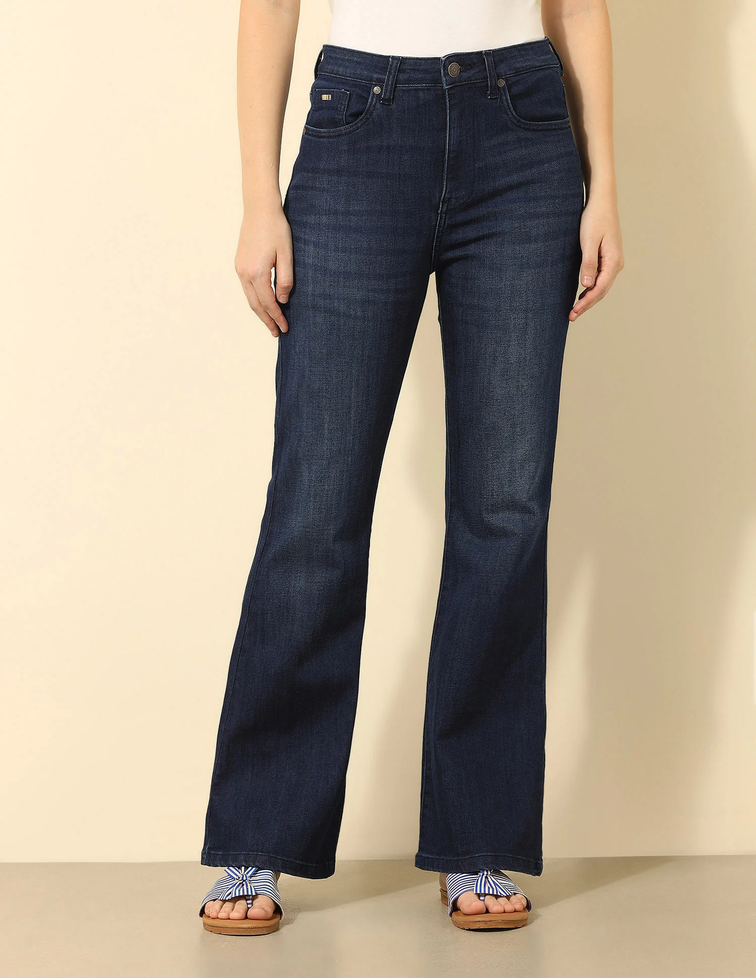 High Rise Flared Fit Jeans - Image 6