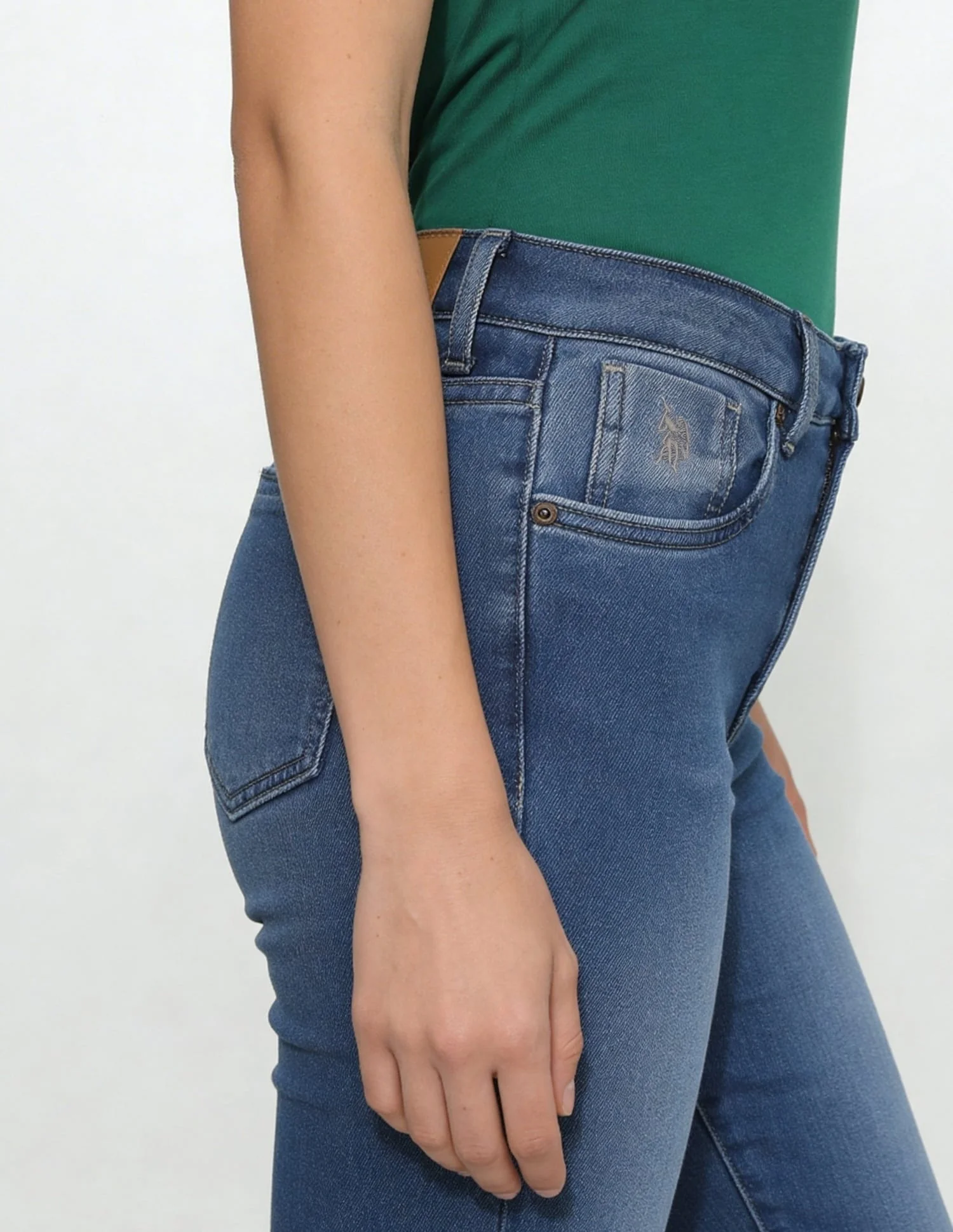 High Rise Flared Fit Jeans - Image 6