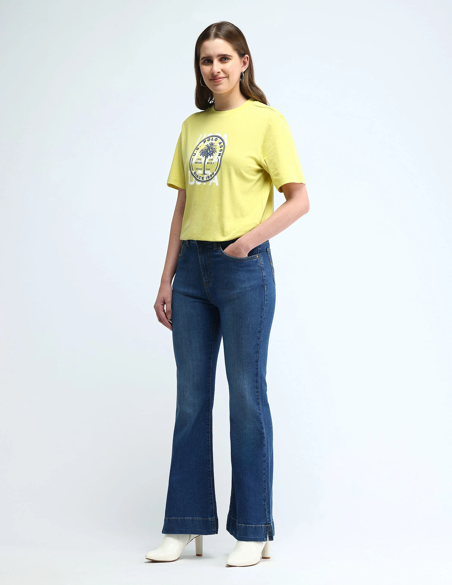 High Rise Flared Fit Jeans - Image 3
