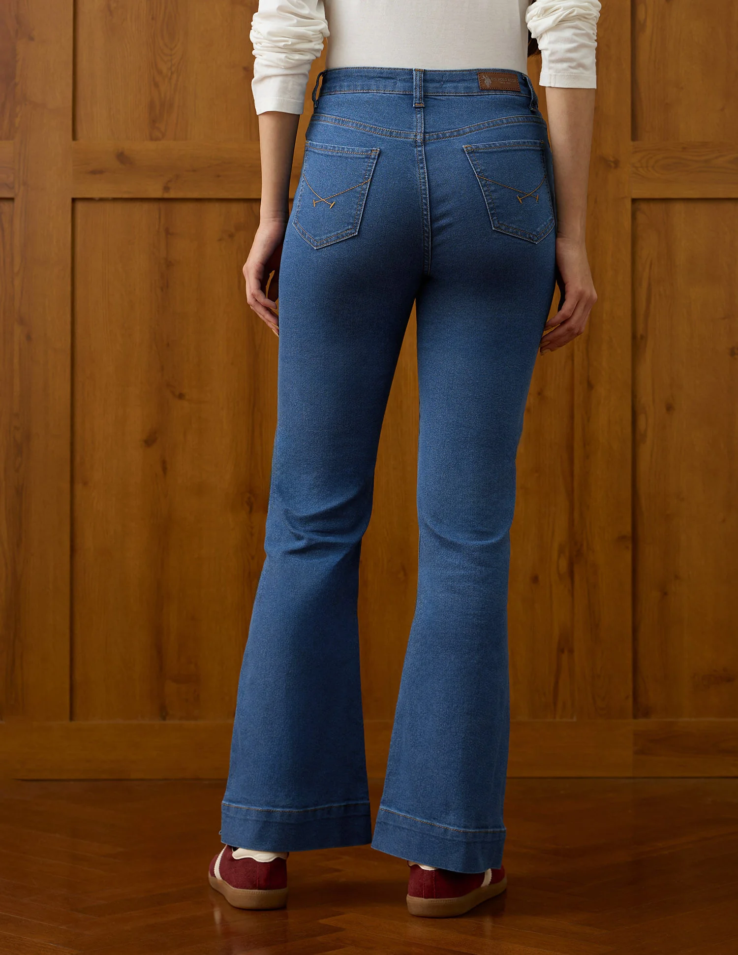 High Rise Flared Fit Jeans - Image 5