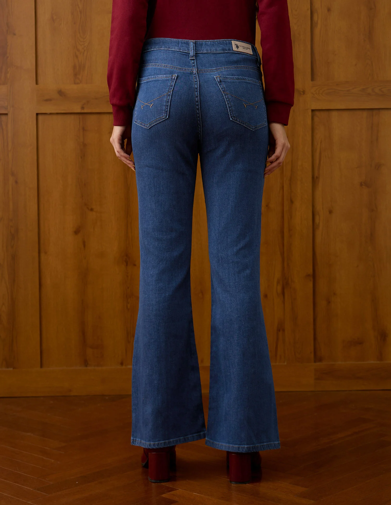 High Rise Flared Fit Jeans - Image 5