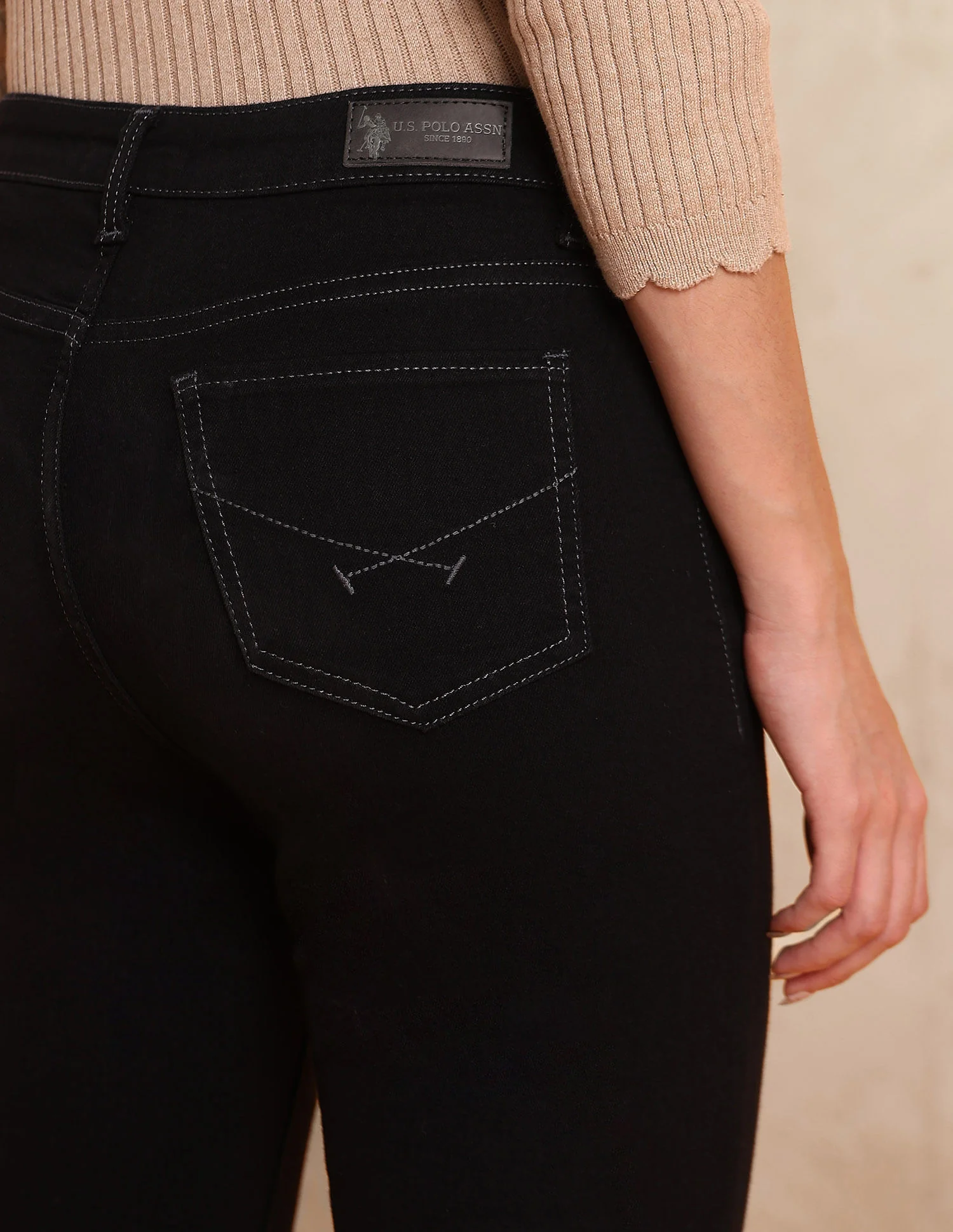 High Rise Flared Fit Jeans - Image 8