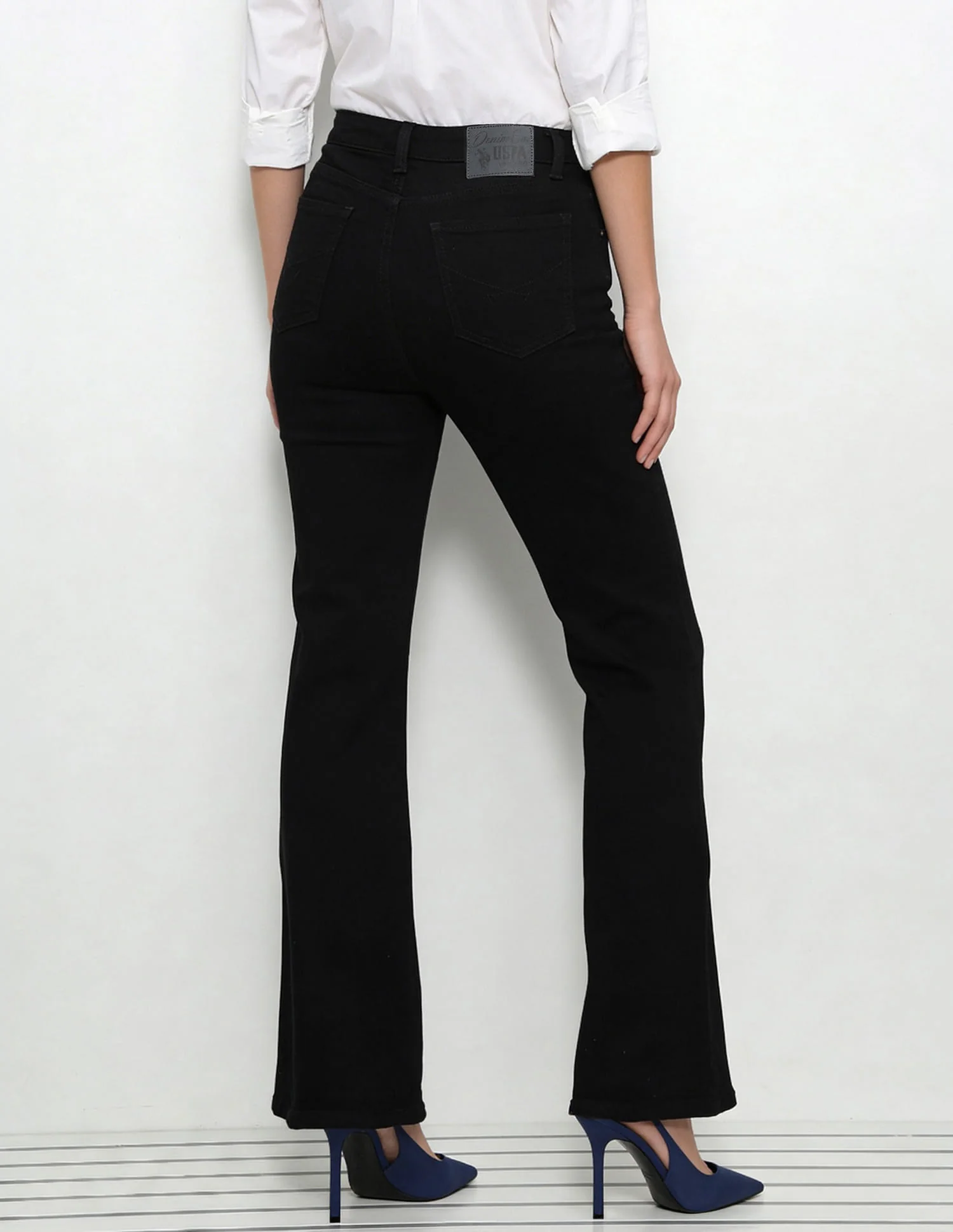 High Rise Flared Fit Jeans - Image 5