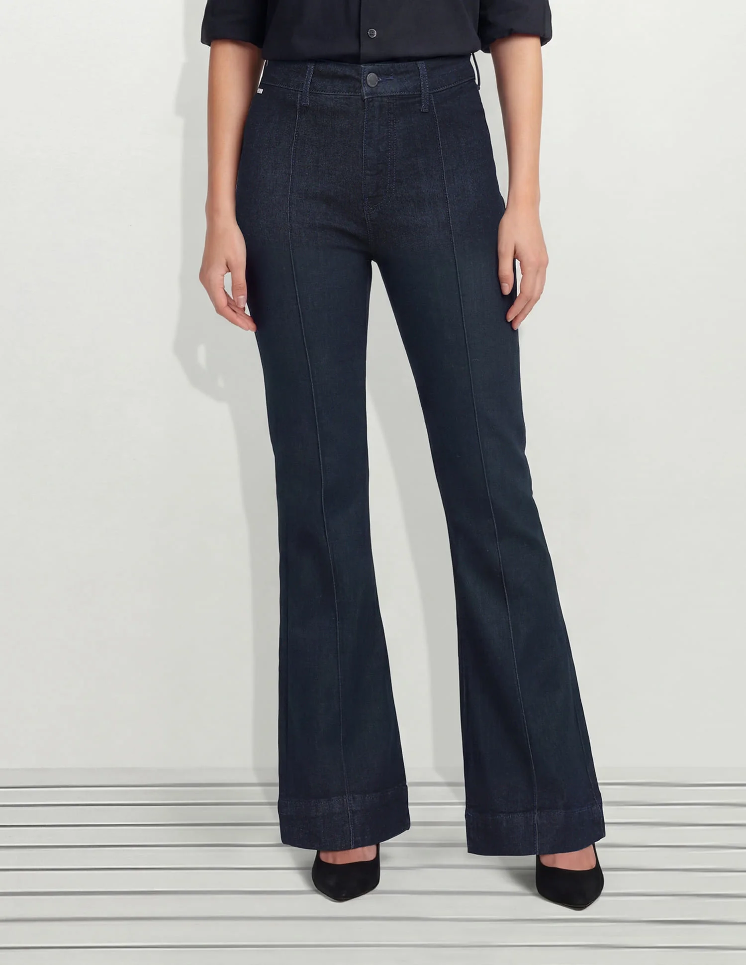 High Rise Flared Fit Jeans - Image 5