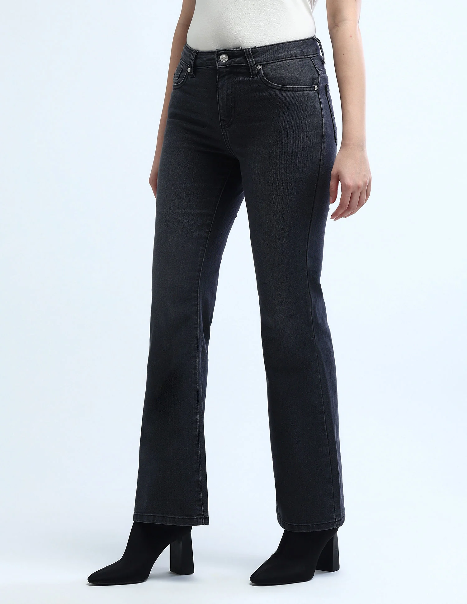 High Rise Regular Bootcut Jeans - Image 4
