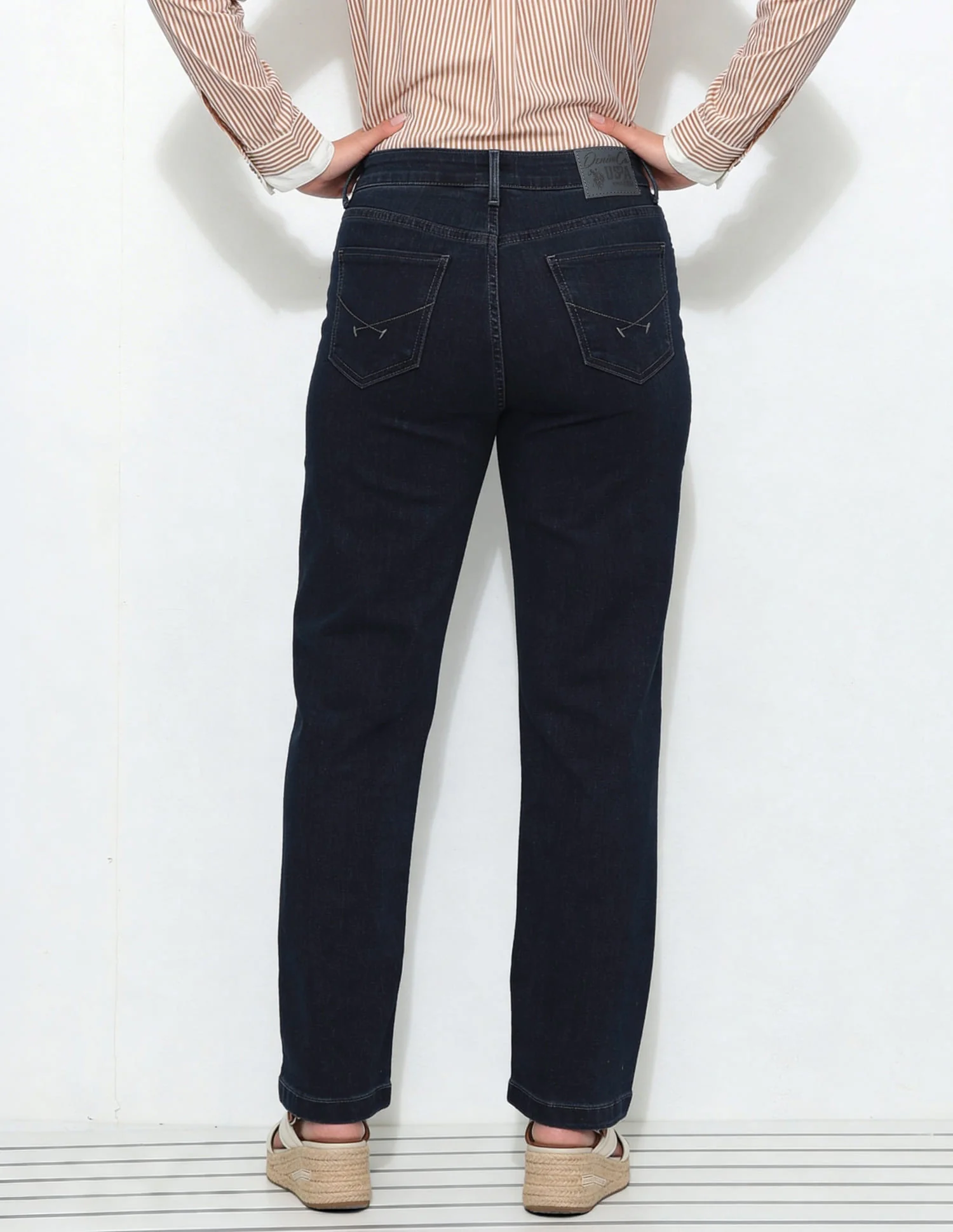 High Rise Straight Fit Jeans - Image 4