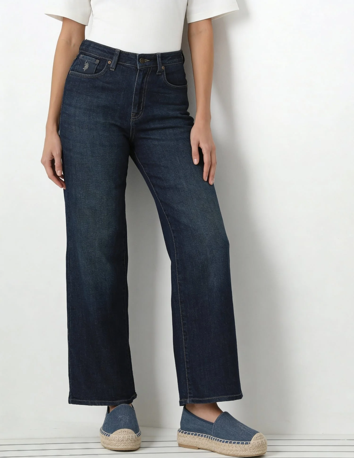 High Rise Straight Fit Jeans - Image 3