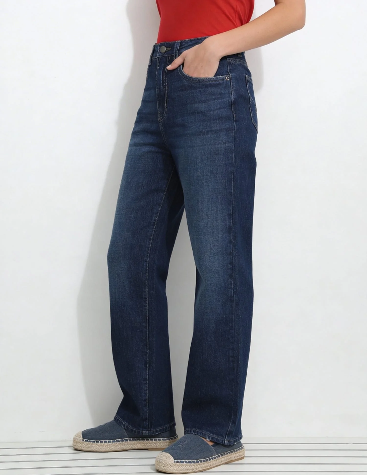 High Rise Straight Fit Jeans - Image 4