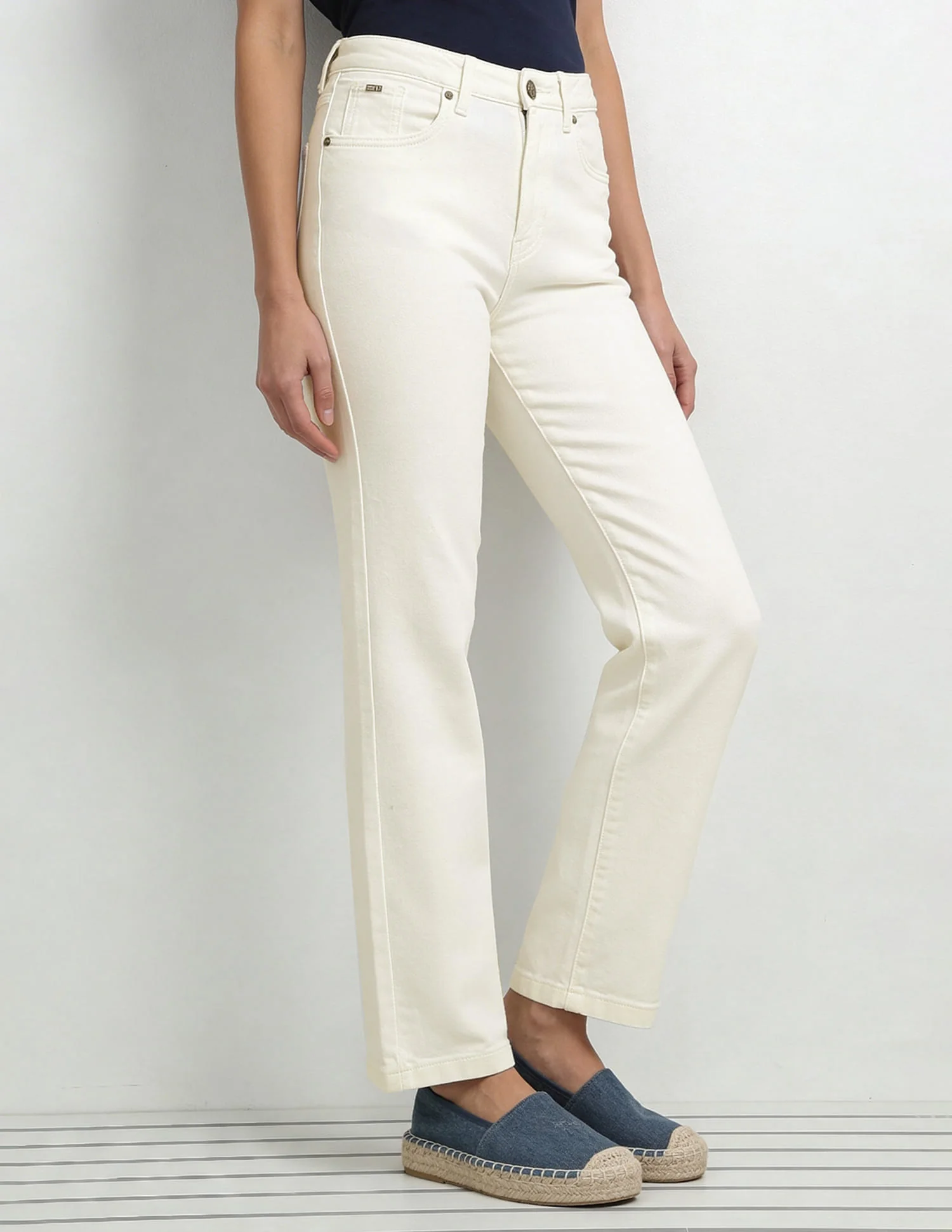 High Rise Straight Fit Jeans - Image 3