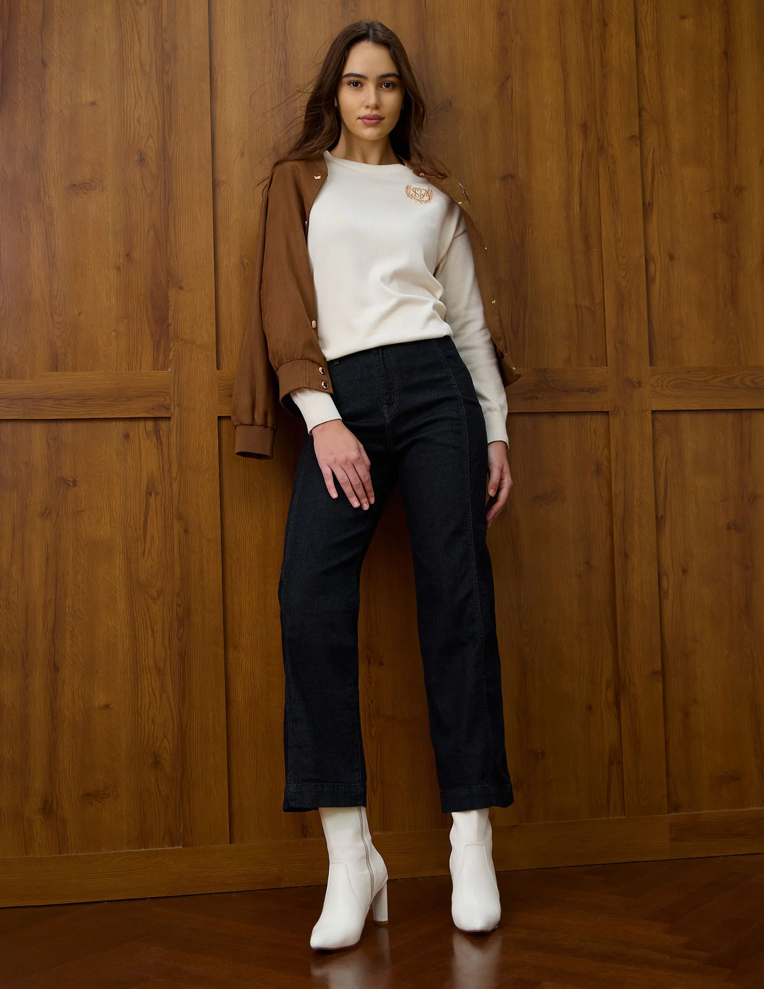 High Rise Straight Fit Jeans