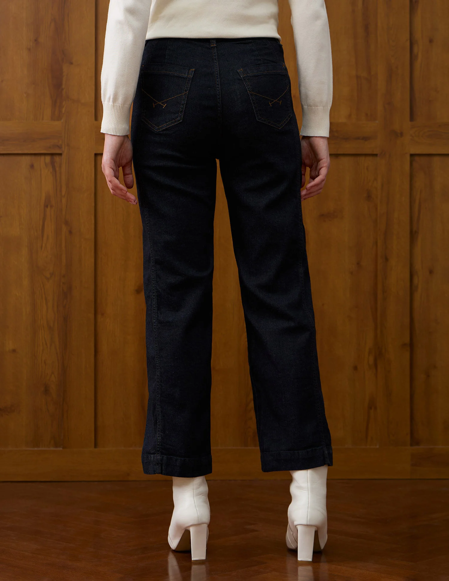 High Rise Straight Fit Jeans - Image 5