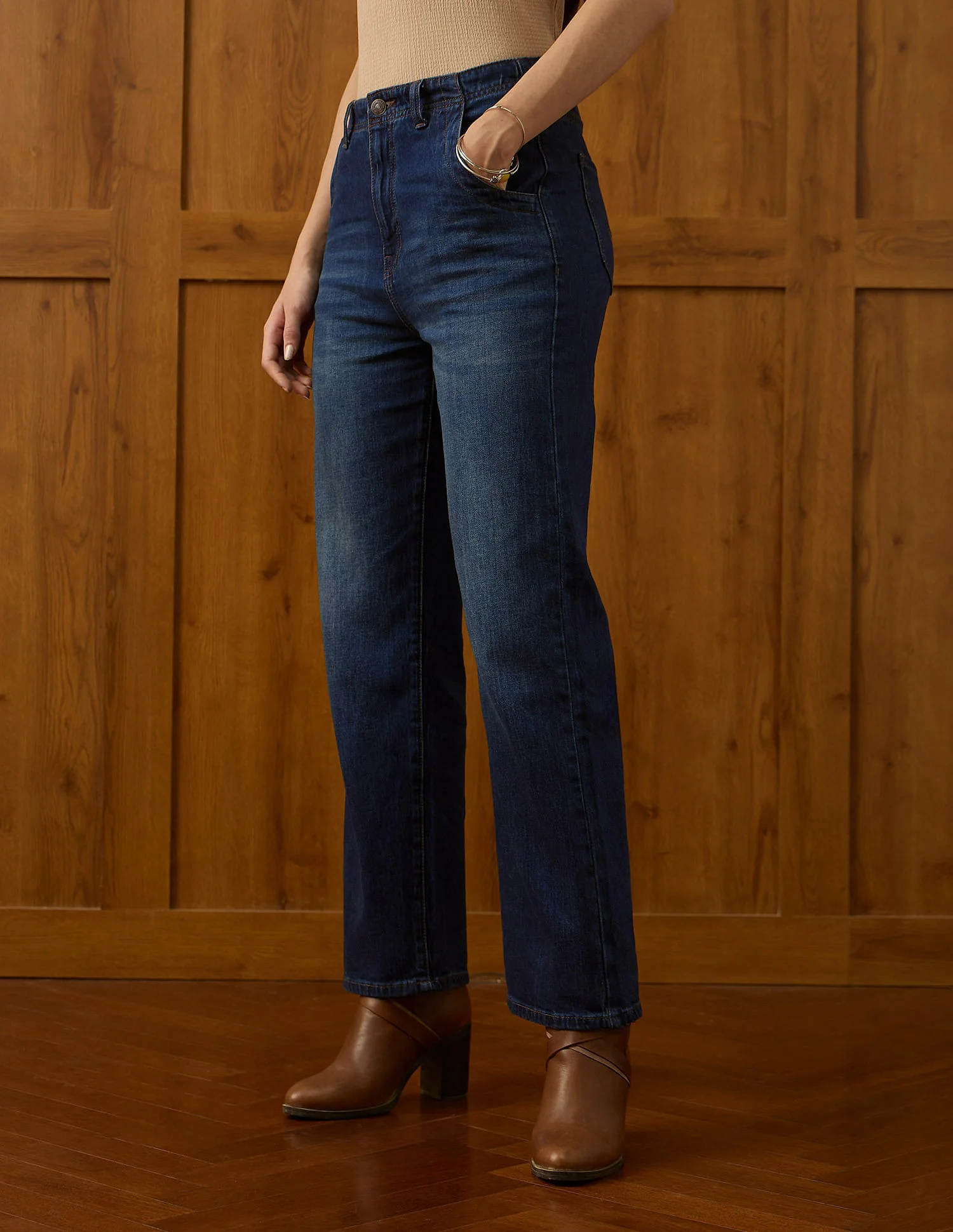 High Rise Straight Fit Jeans - Image 4