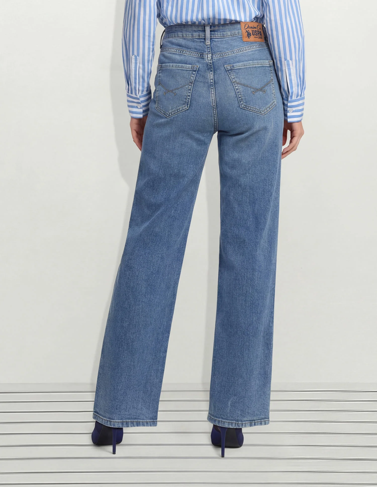 High Rise Straight Fit Jeans - Image 4