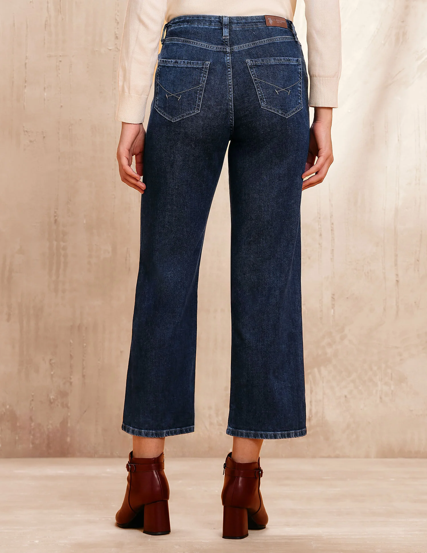 High Rise Straight Fit Jeans - Image 5