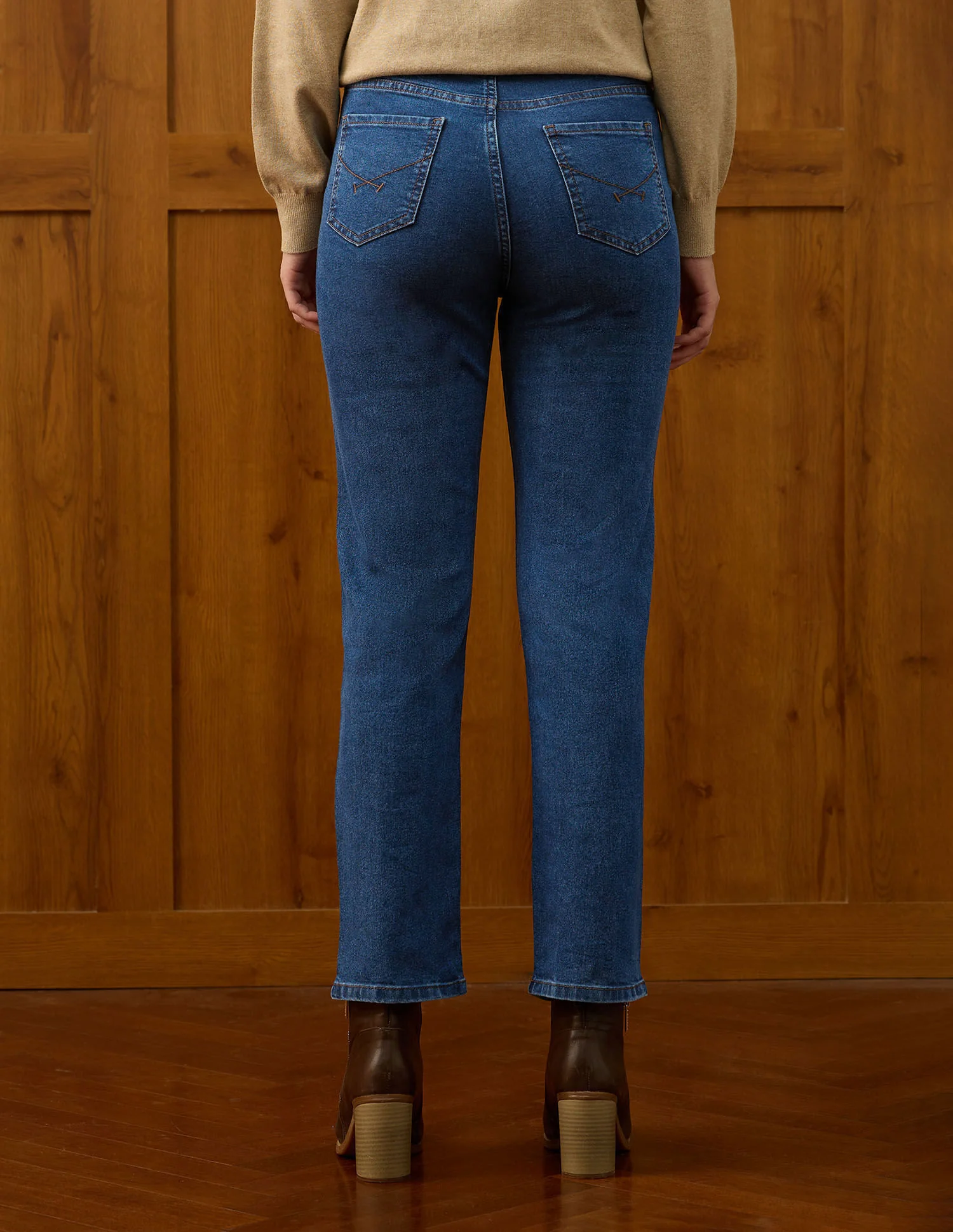 High Rise Straight Fit Jeans - Image 5