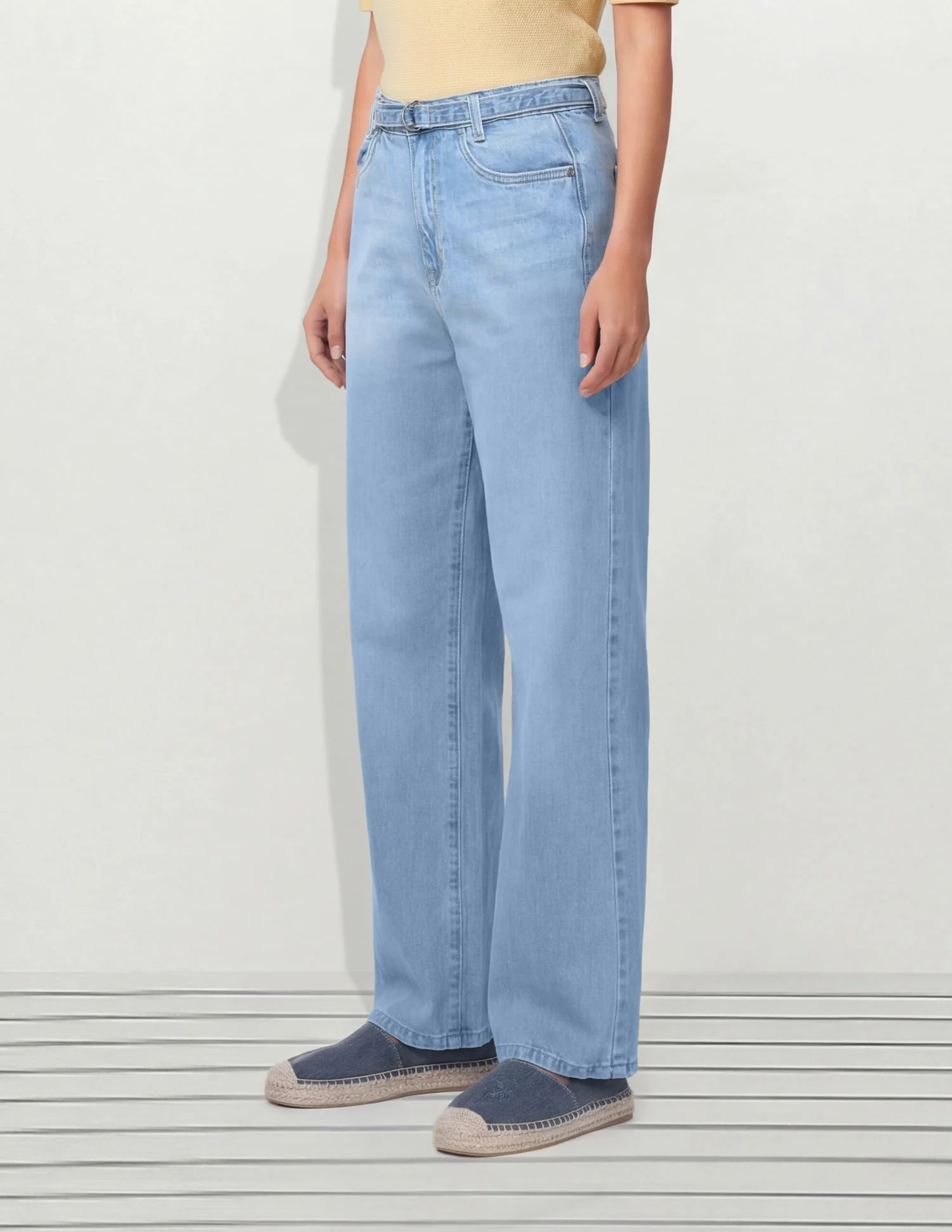 High Rise Straight Fit Jeans - Image 3
