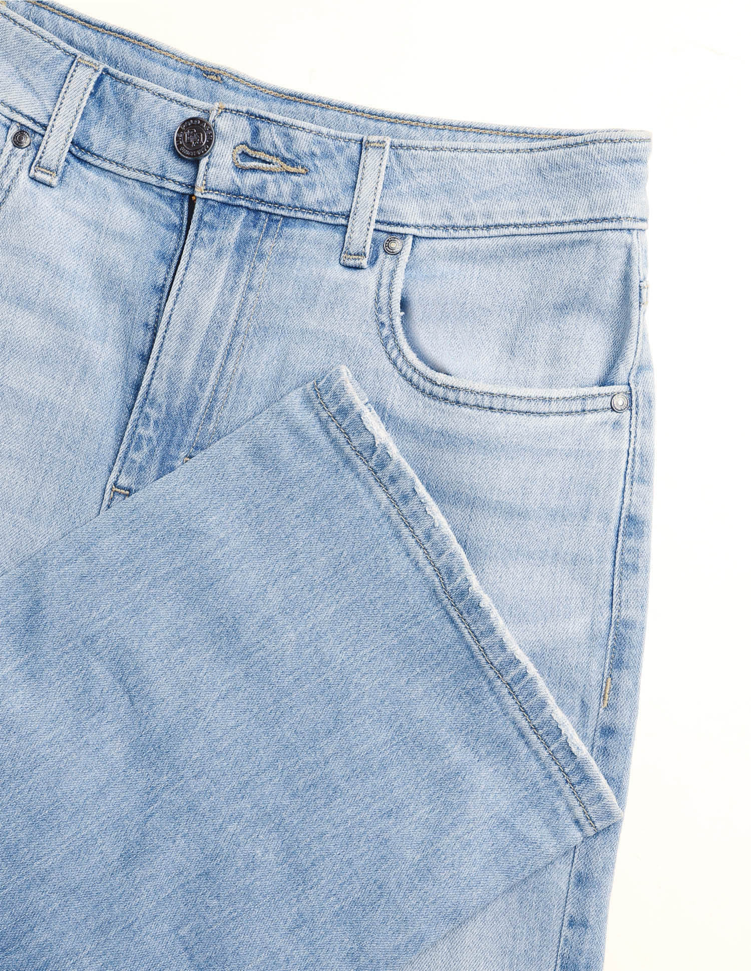 High Rise Straight Fit Jeans - Image 2