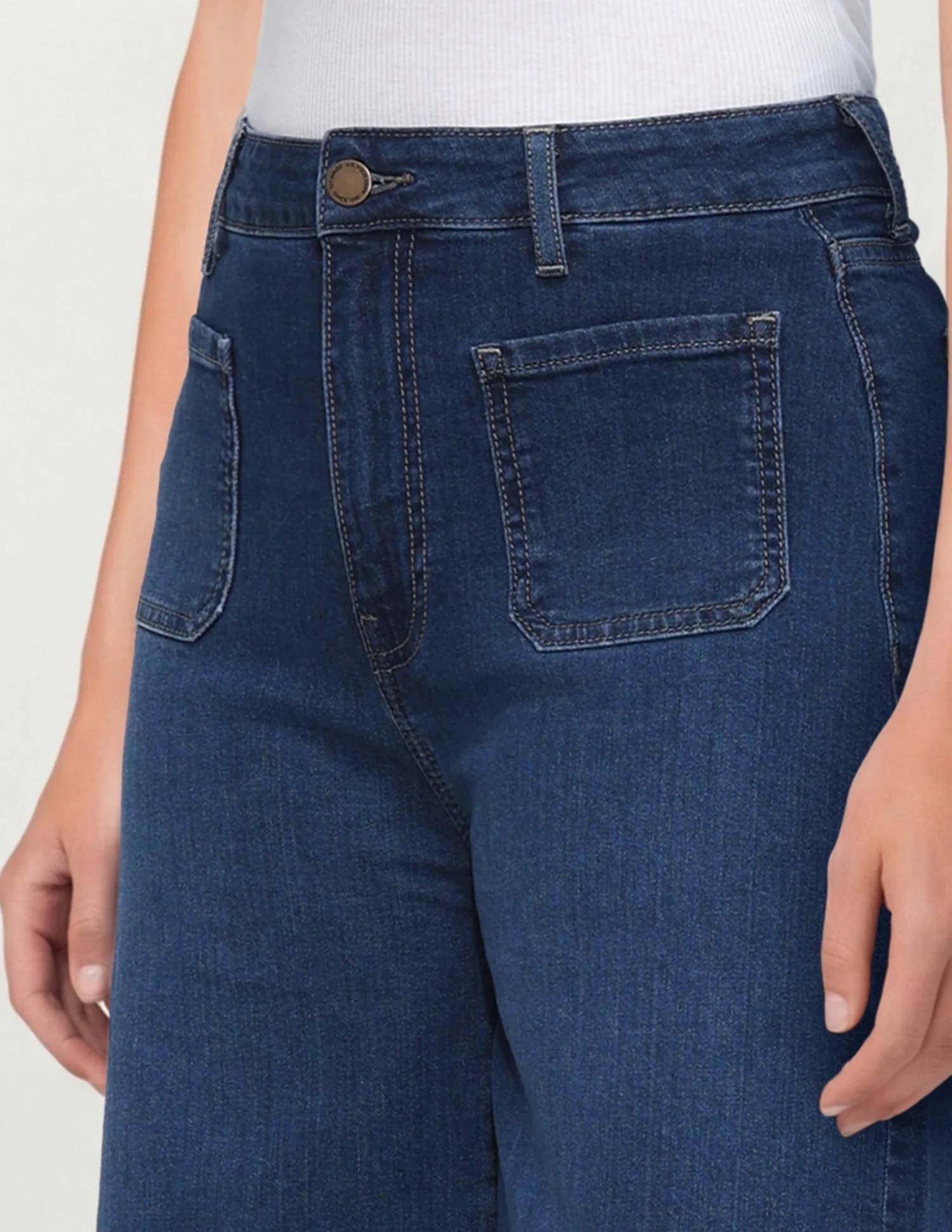 High Rise Ultra Wide Leg Fit Jeans - Image 6