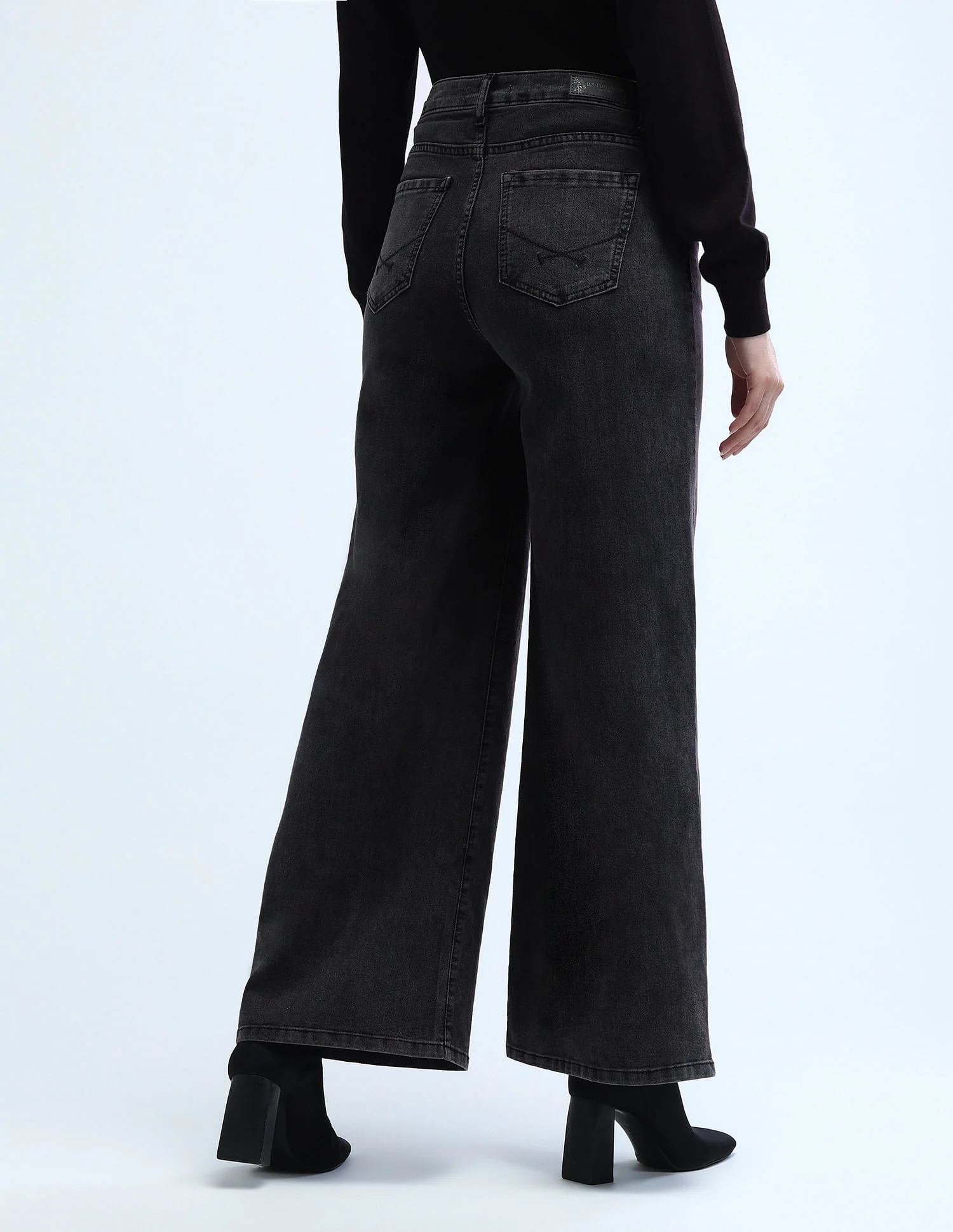 High Rise Ultra Wideleg Jeans - Image 5