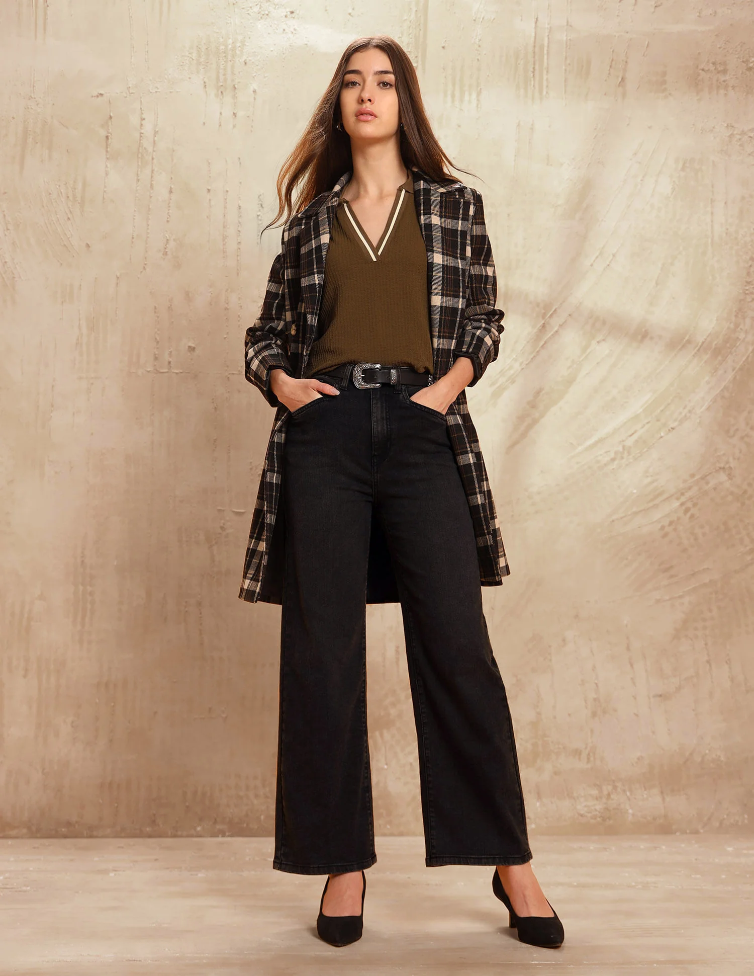 High Rise Wide Leg Fit - Image 3