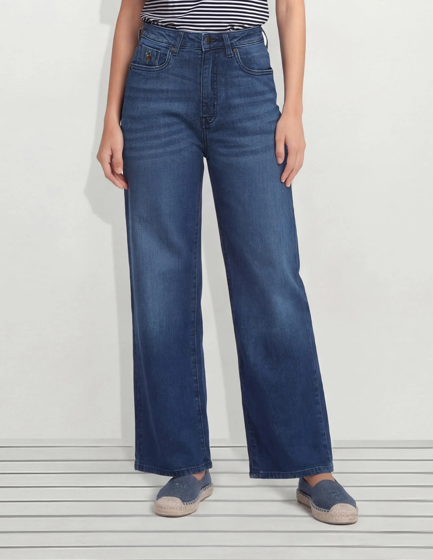 High Rise Wide Leg Fit Jeans - Image 5
