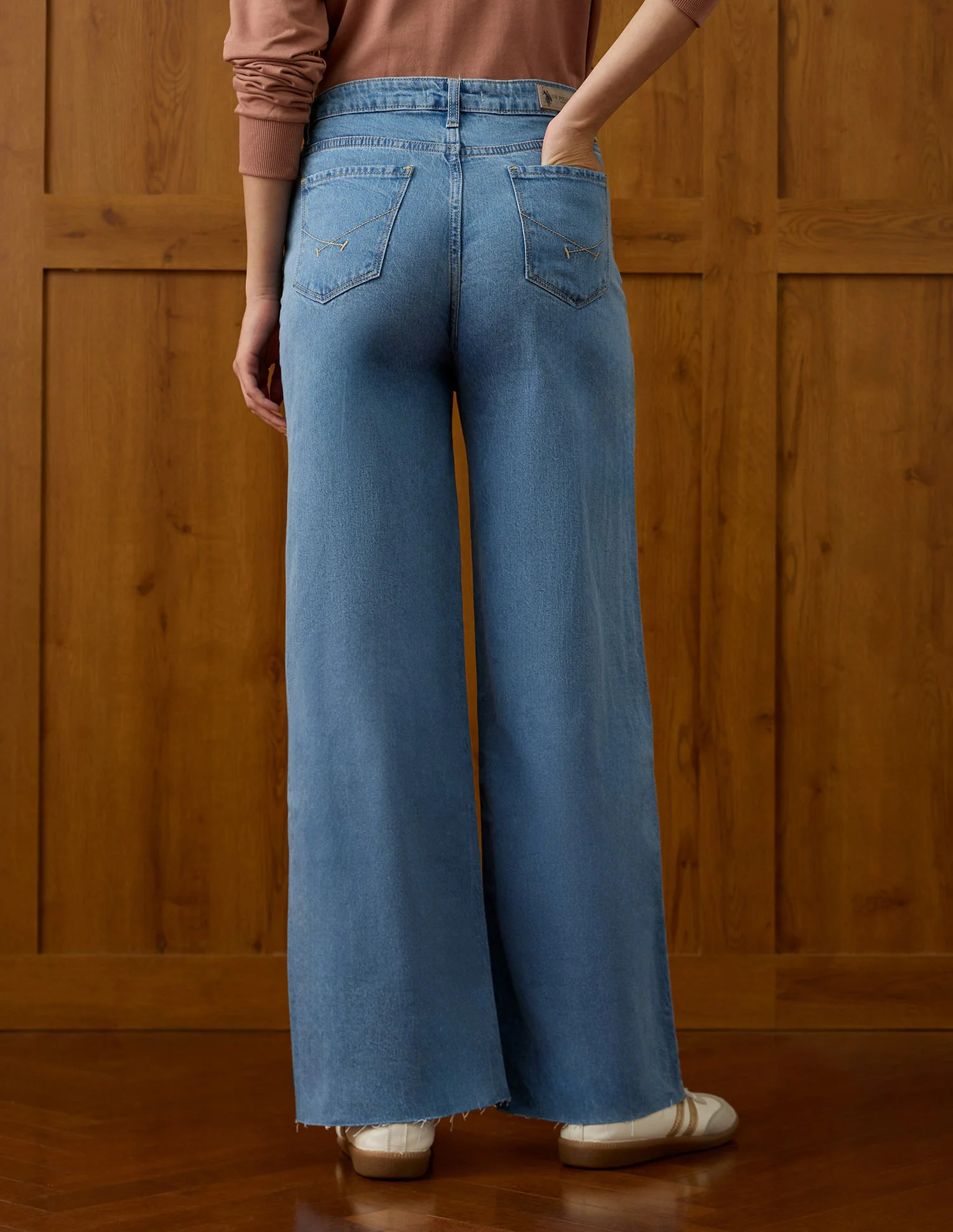 High Rise Wide Leg Fit Jeans - Image 5