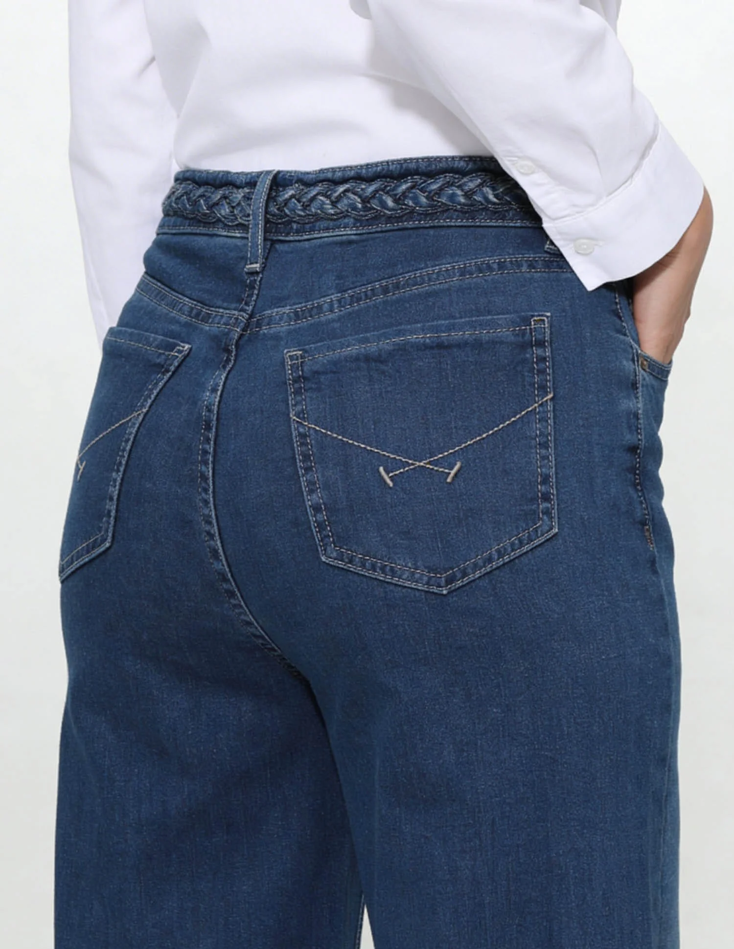 High Rise Wide Leg Fit Jeans - Image 6