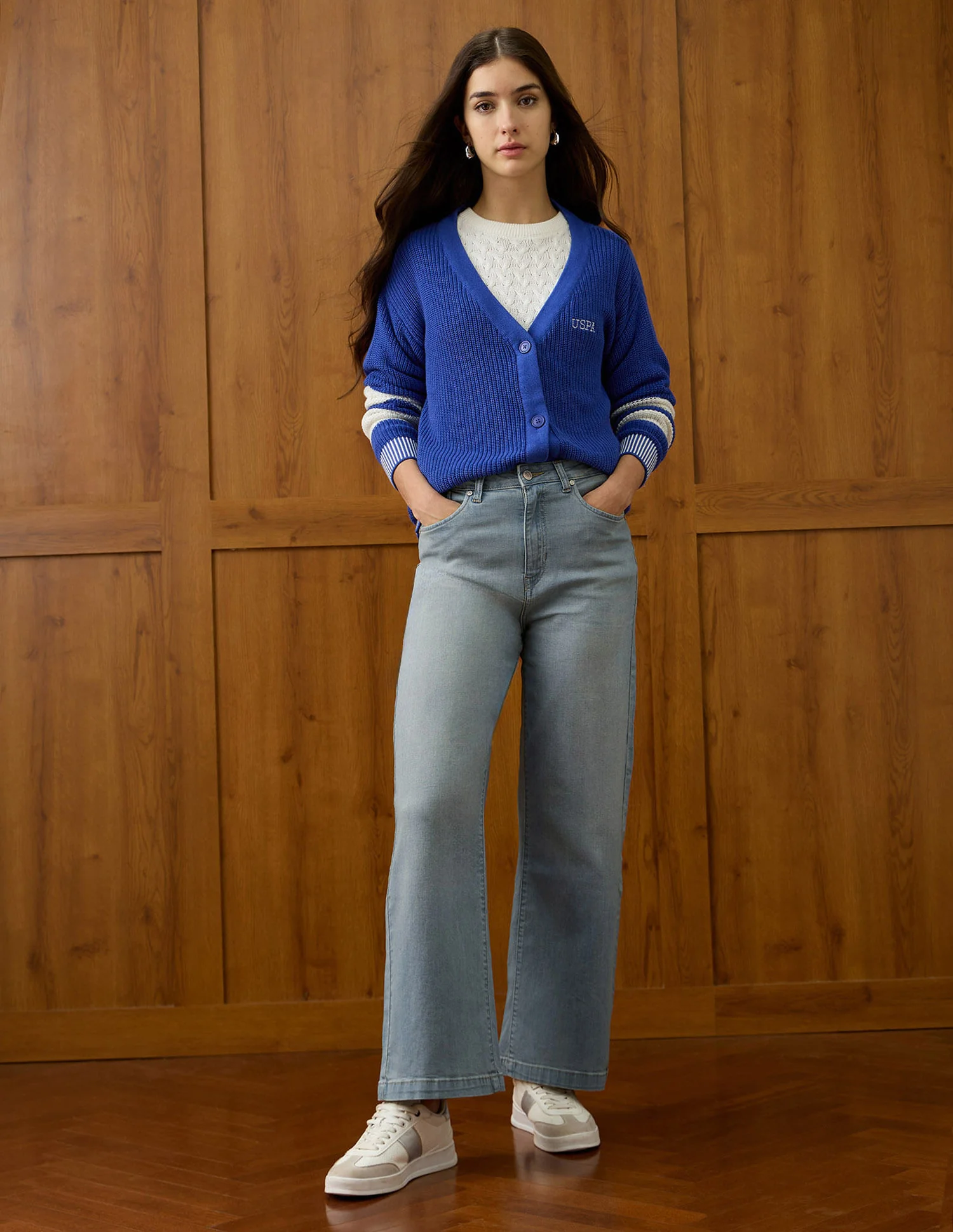 High Rise Wide Leg Fit Jeans - Image 3