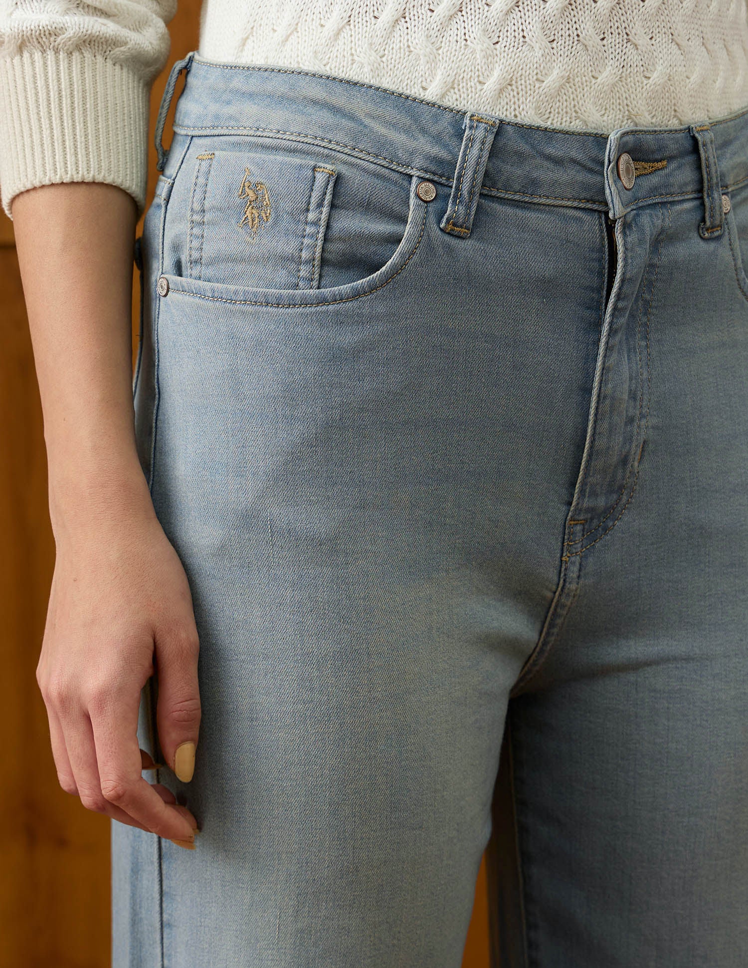 High Rise Wide Leg Fit Jeans - Image 7