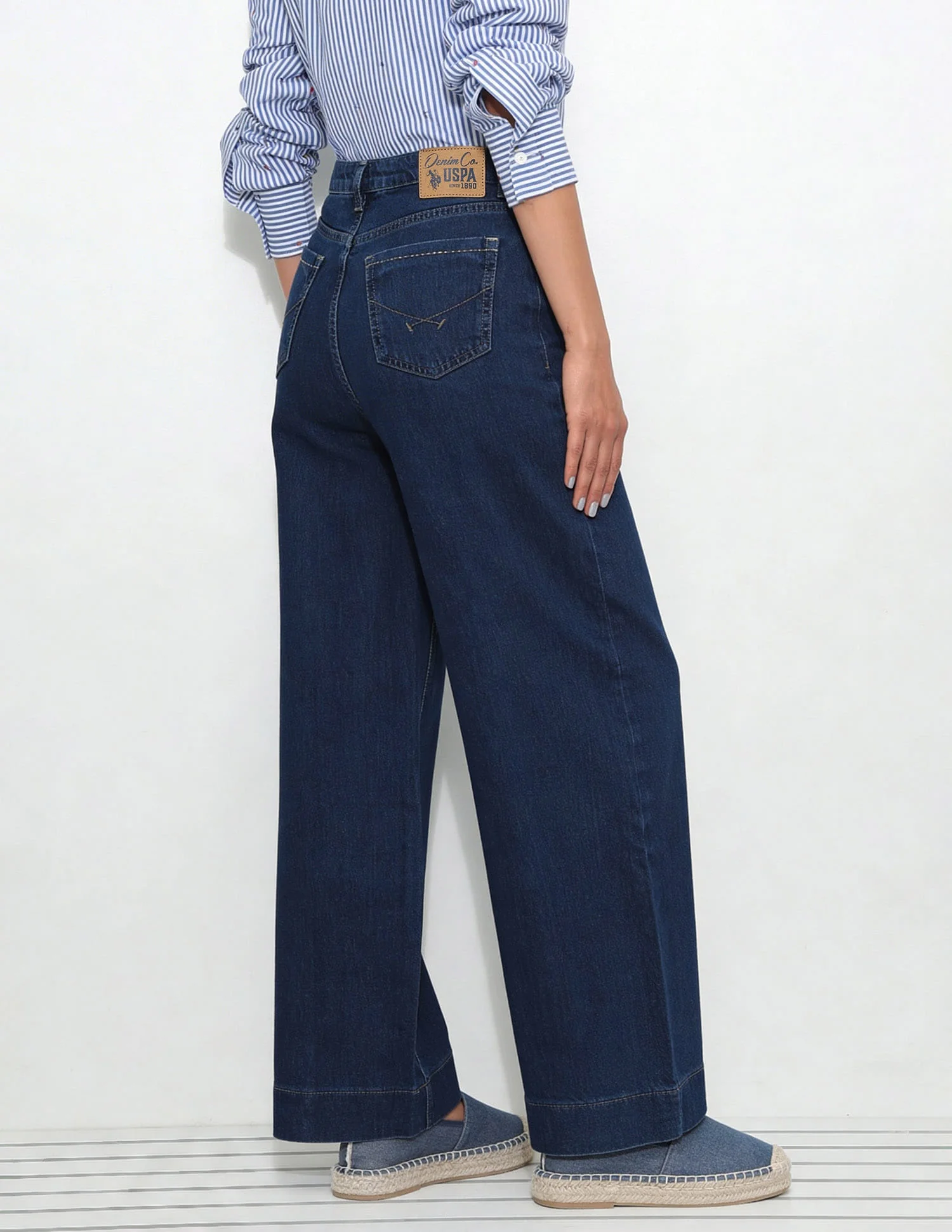 High Rise Wide Leg Fit Jeans - Image 6