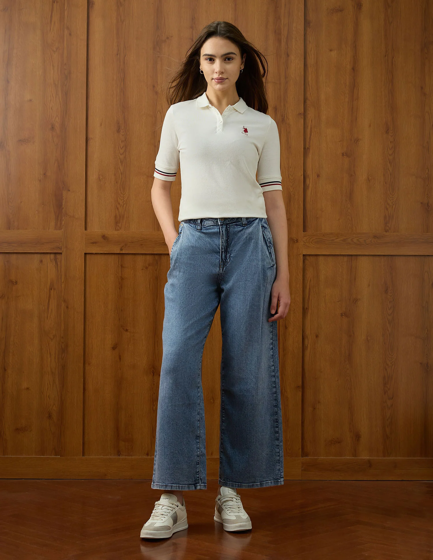 High-Rise Wide Leg Fit Jeans - Image 3