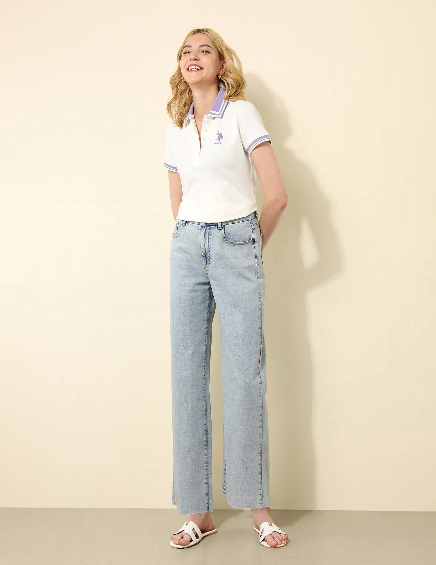 High Rise Wide Leg Fit Jeans - Image 4