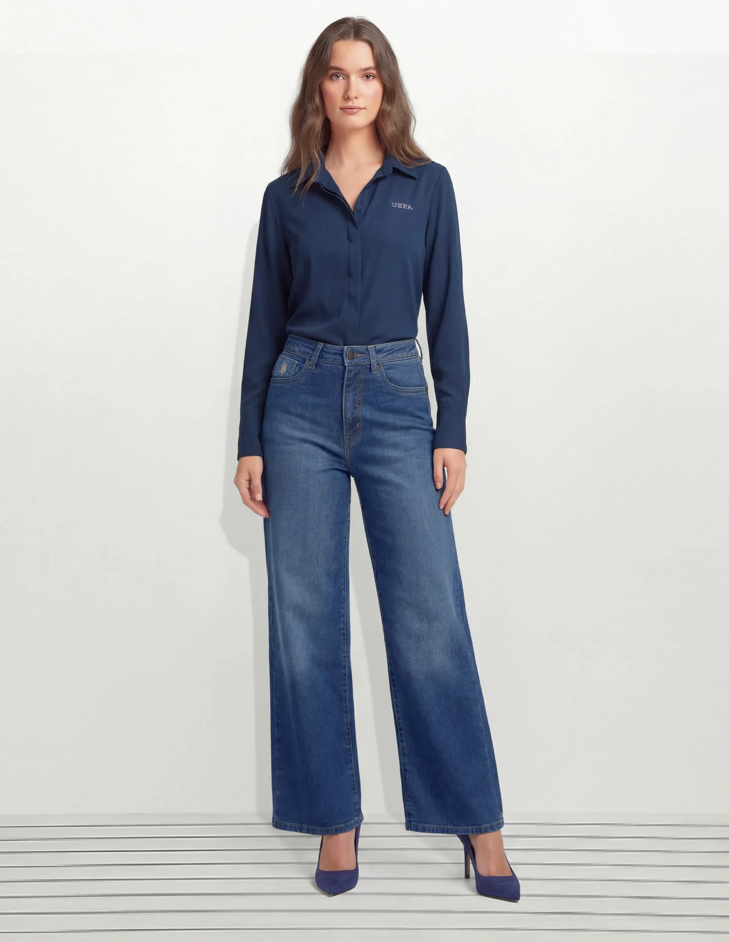 High Rise Wide Leg Fit Jeans