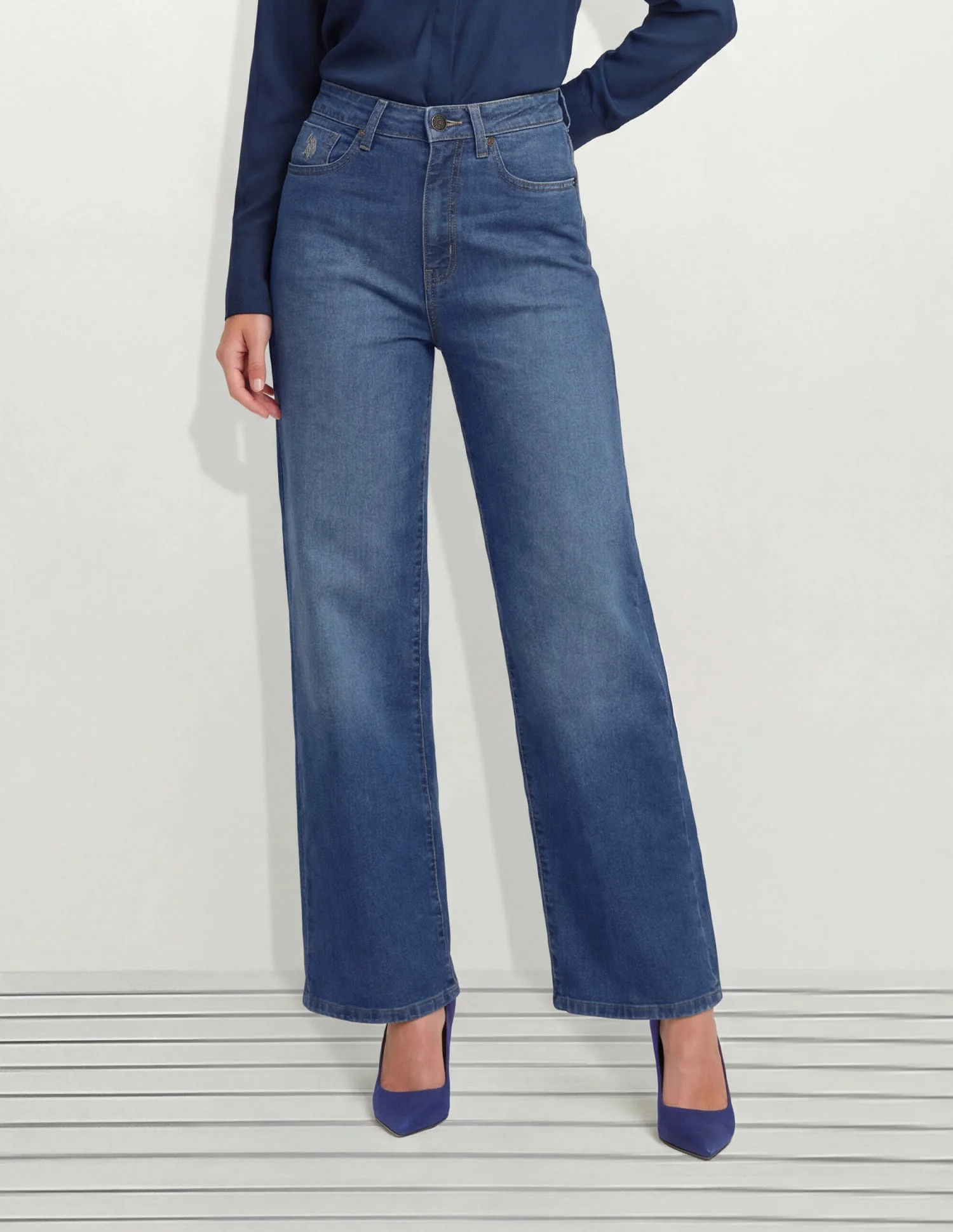 High Rise Wide Leg Fit Jeans - Image 5